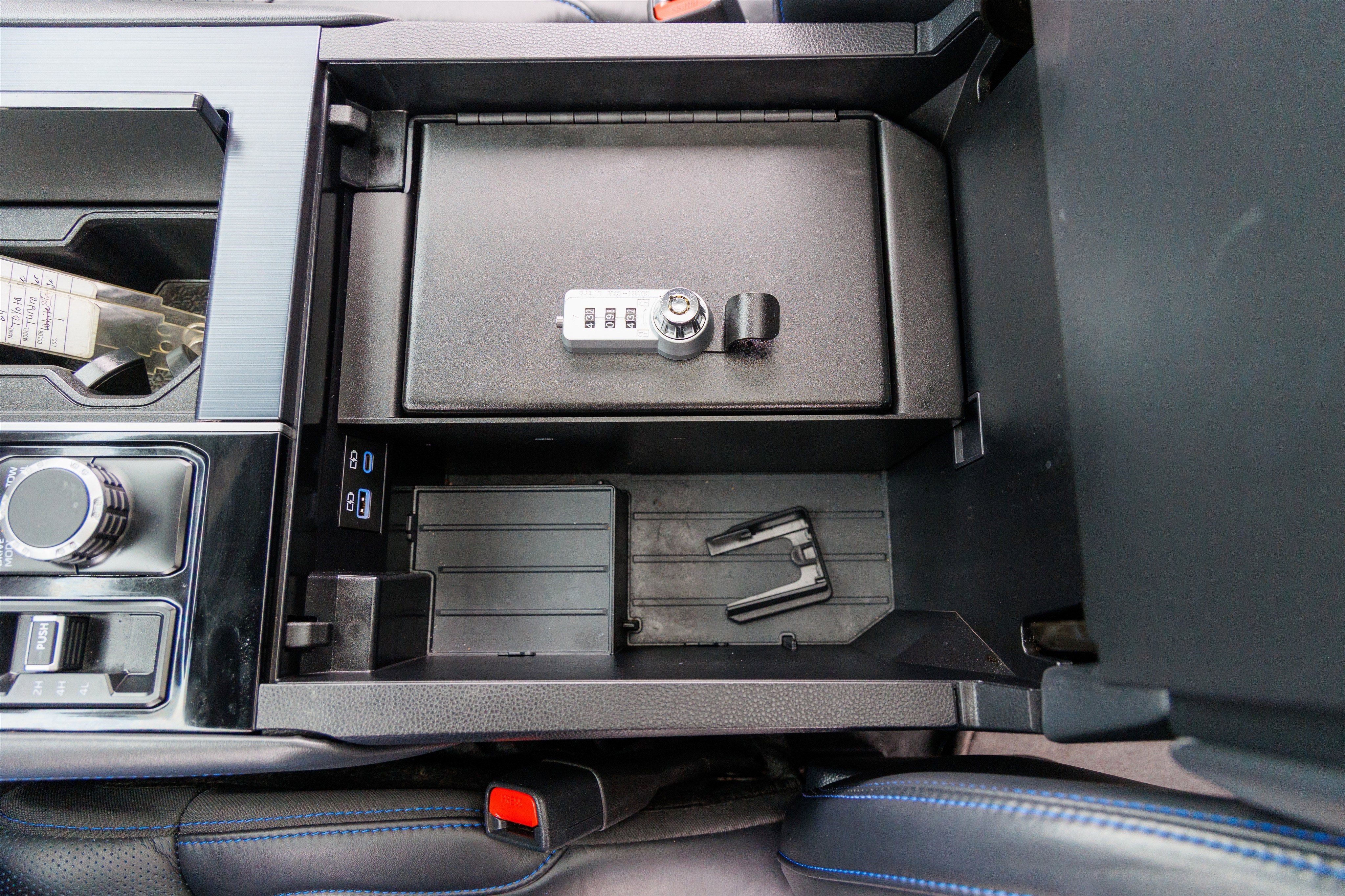 2024 Toyota SEQUOIA 4WD Platinum