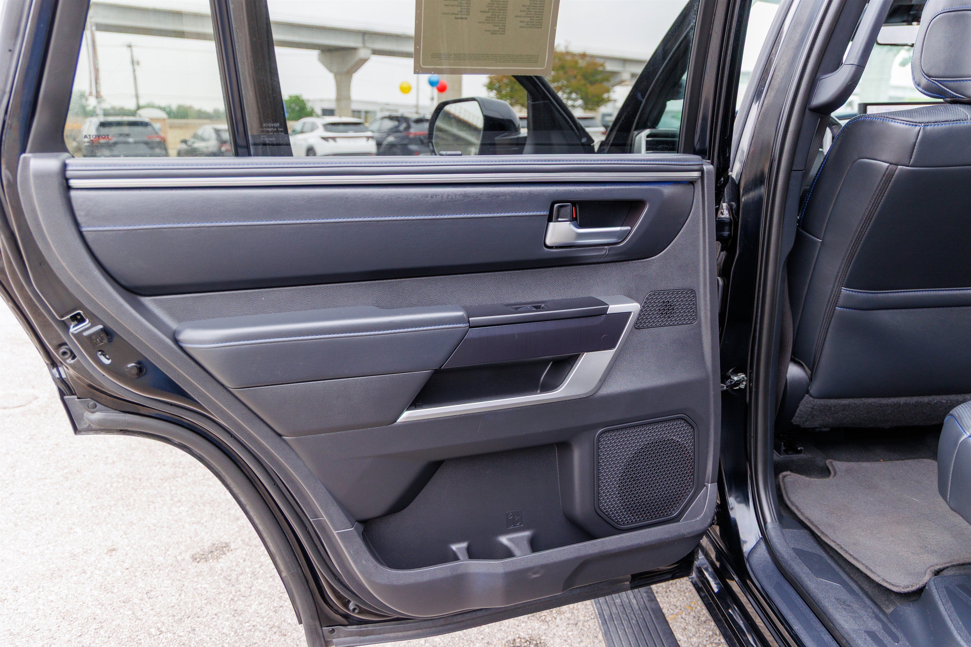 2024 Toyota SEQUOIA 4WD Platinum