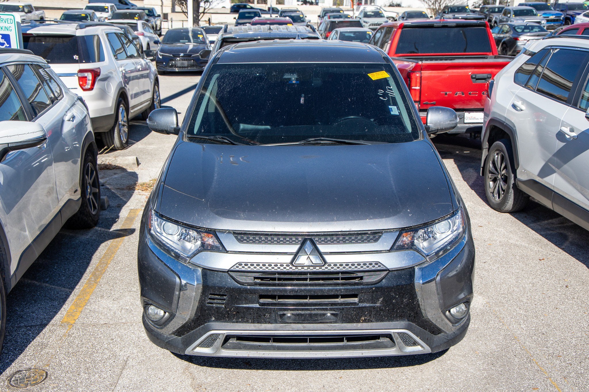 2020 Mitsubishi Outlander SE