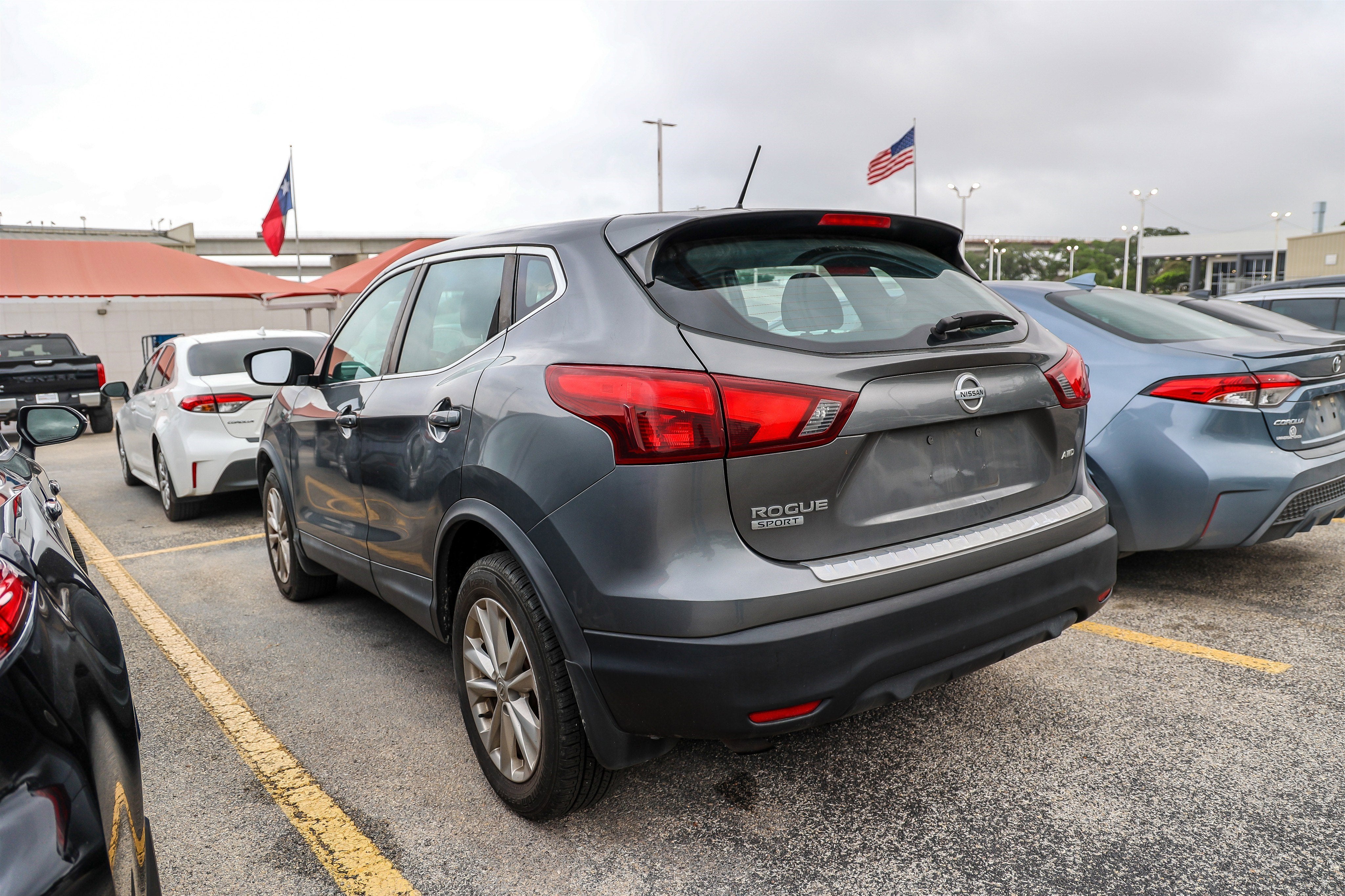 2017 Nissan Rogue Sport S