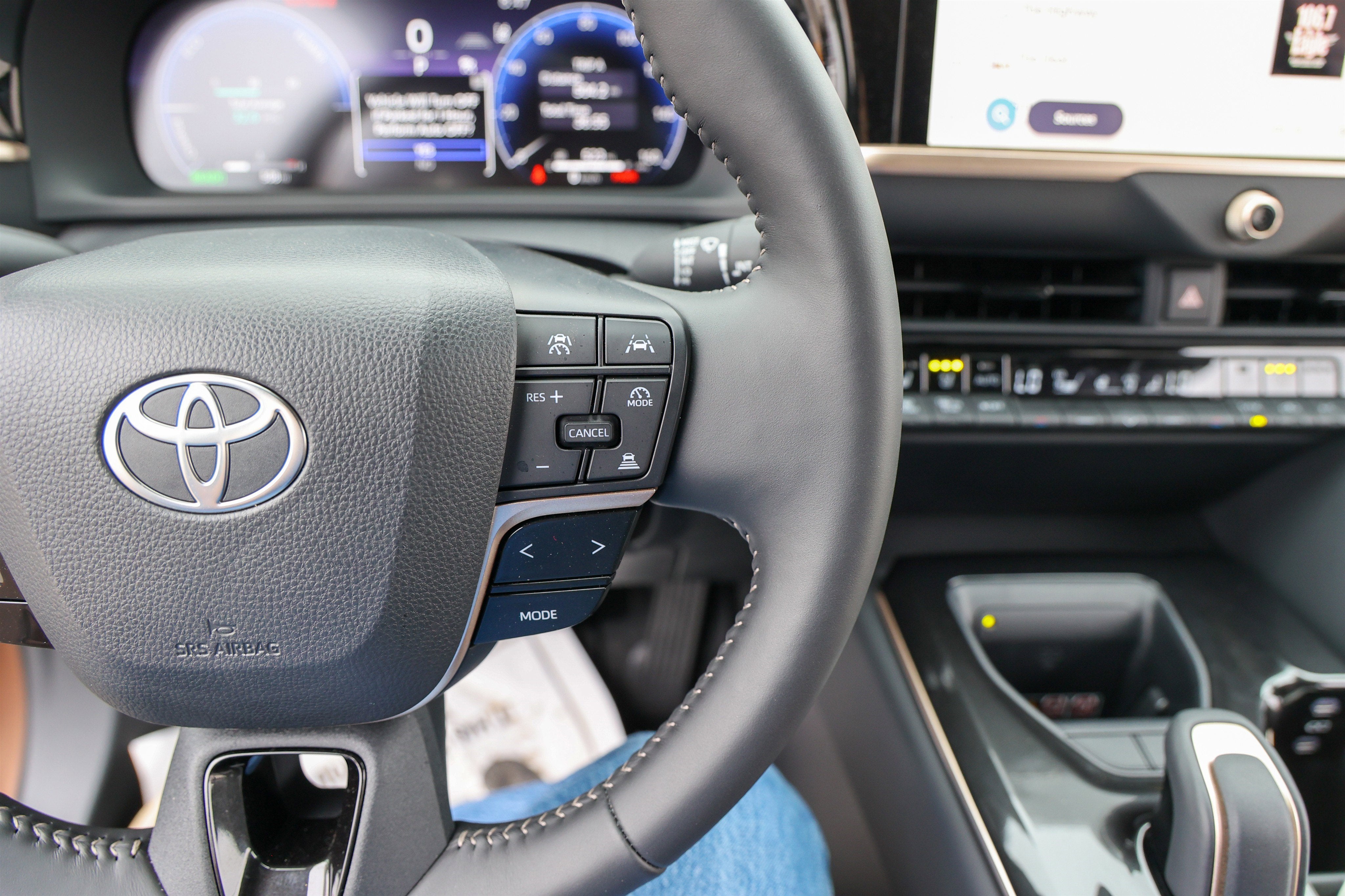 2026 Toyota CROWN XLE