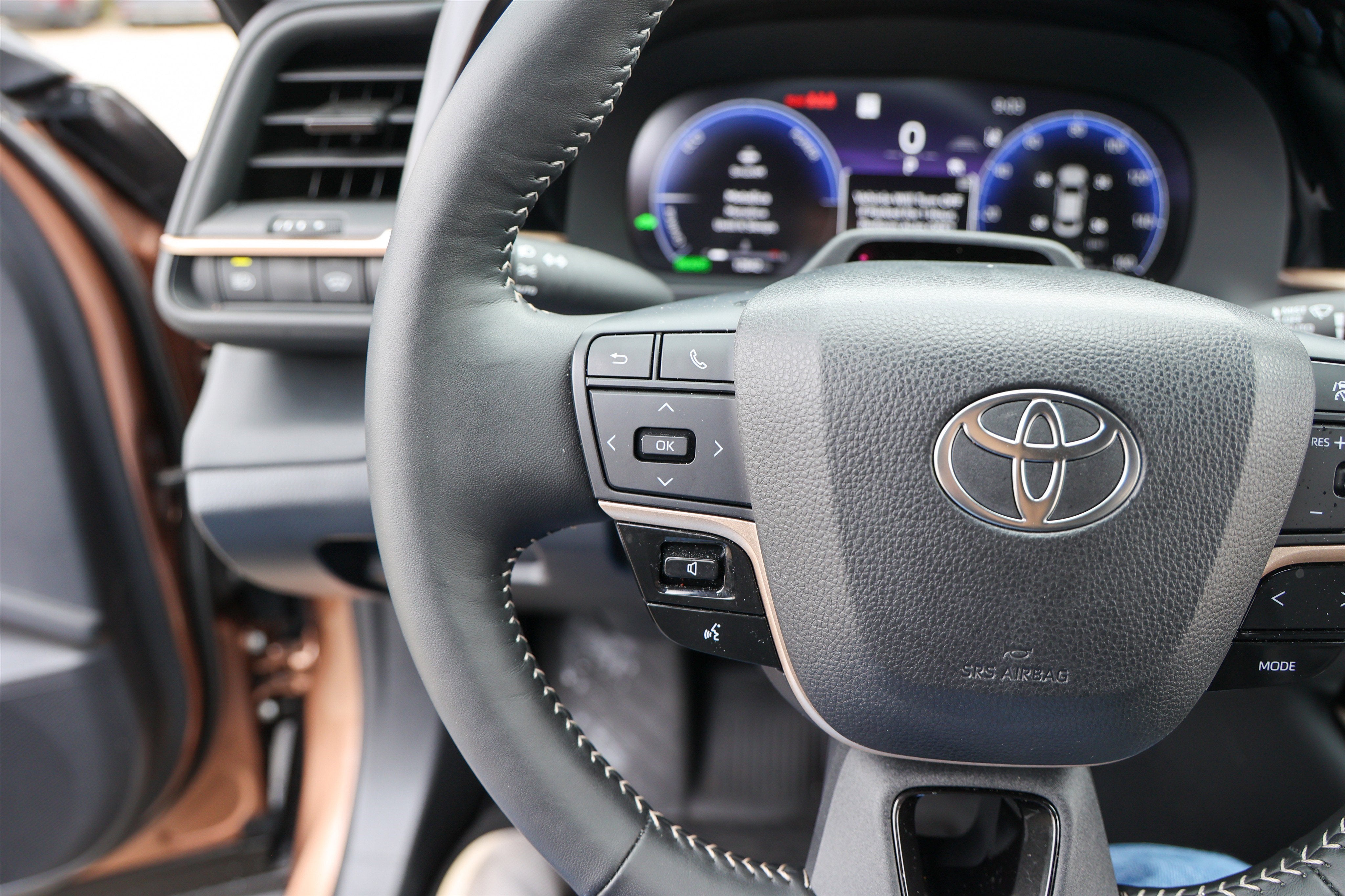 2025 Toyota CROWN Limited