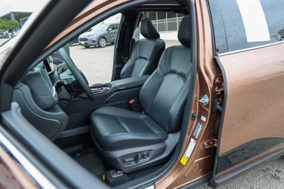 2025 Toyota CROWN Limited