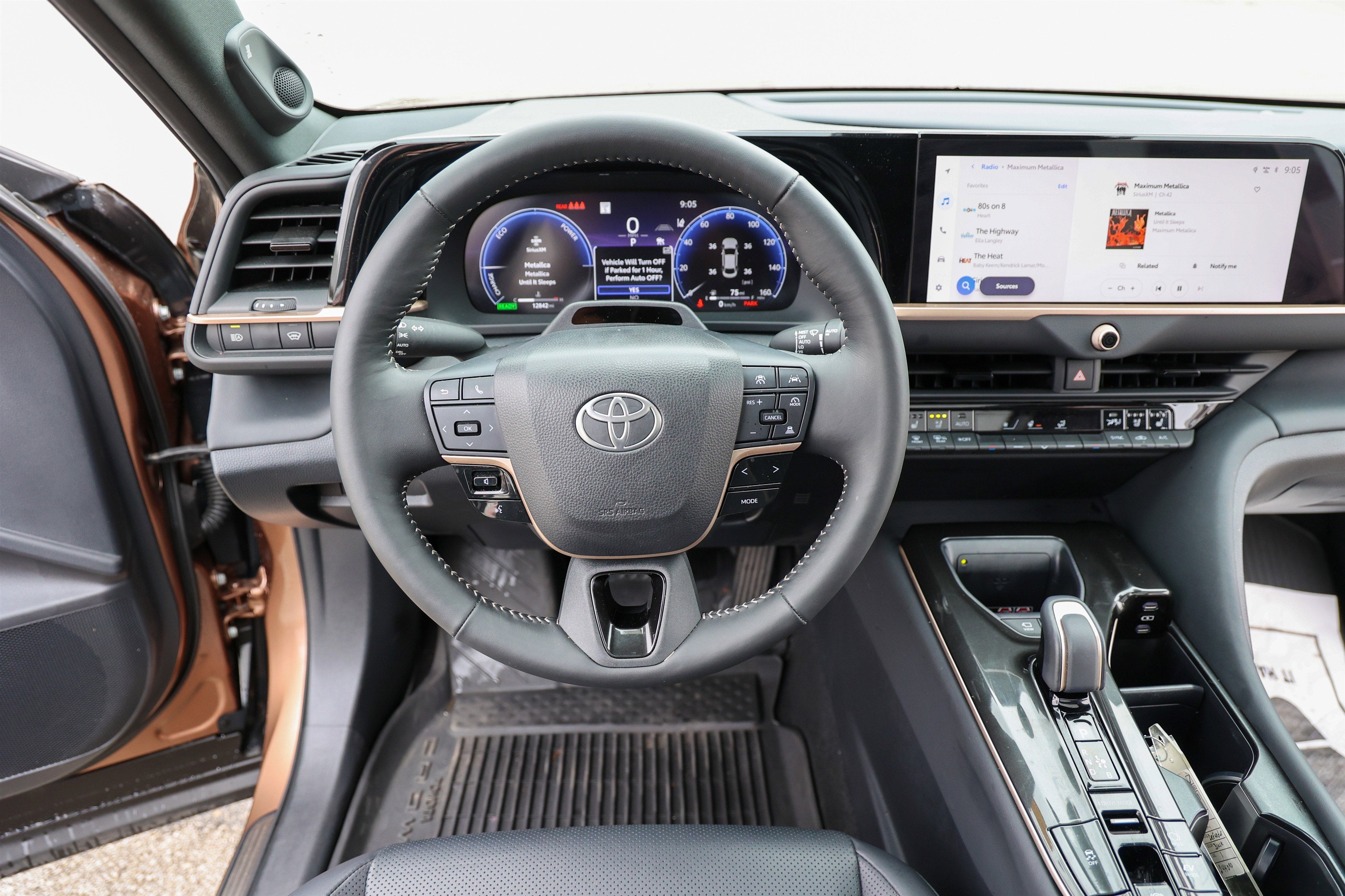 2025 Toyota CROWN Limited