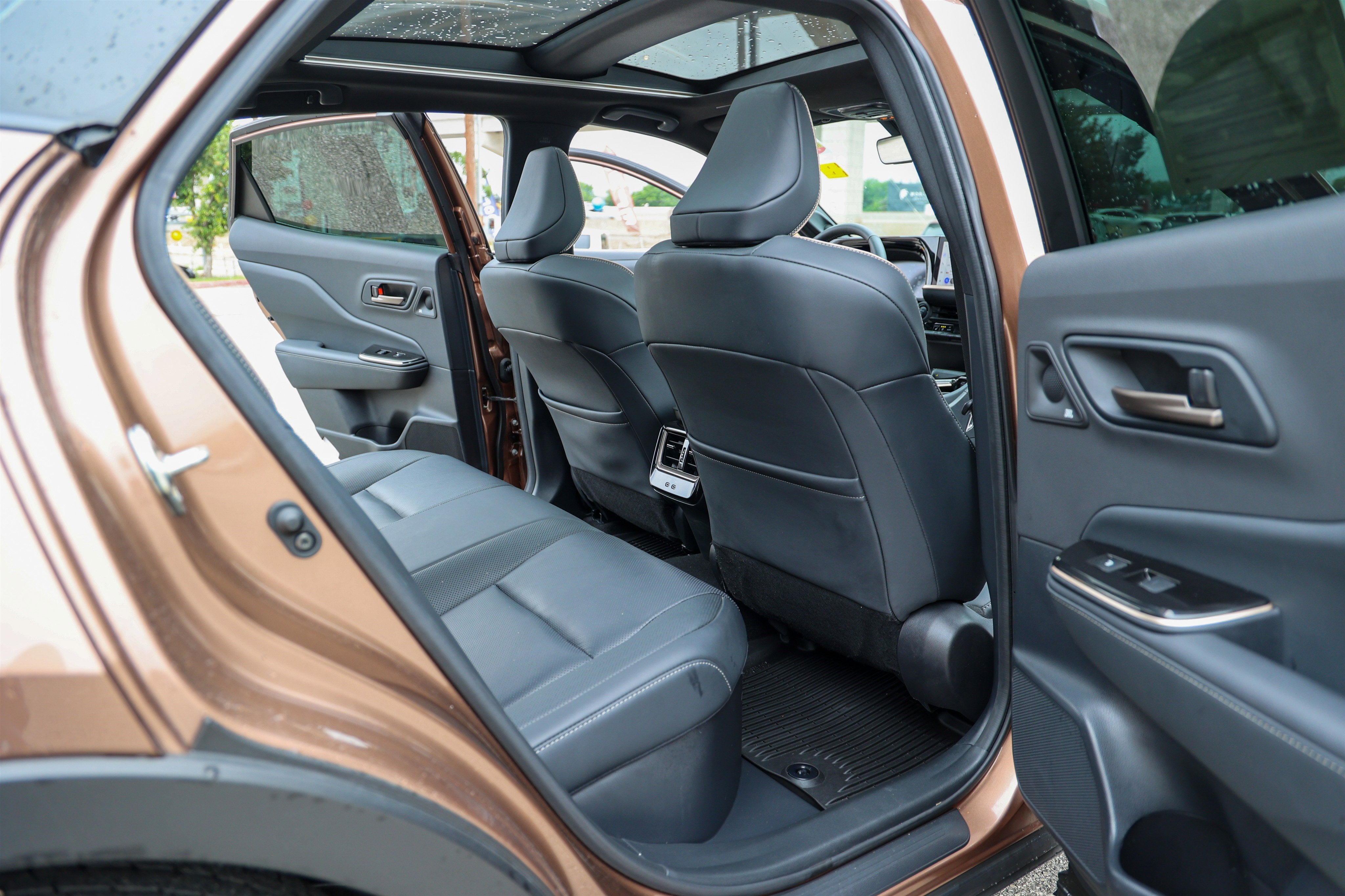 2025 Toyota CROWN Limited