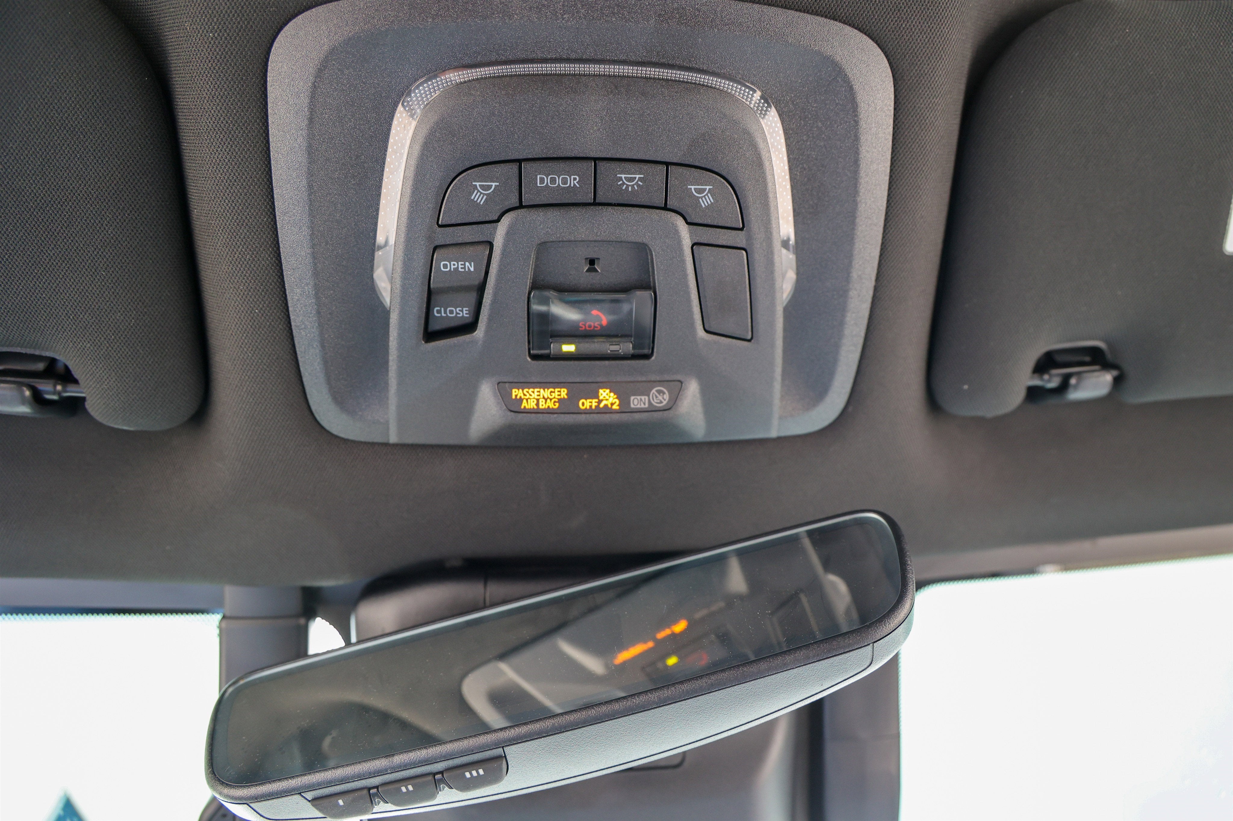 2025 Toyota CROWN Nightshade