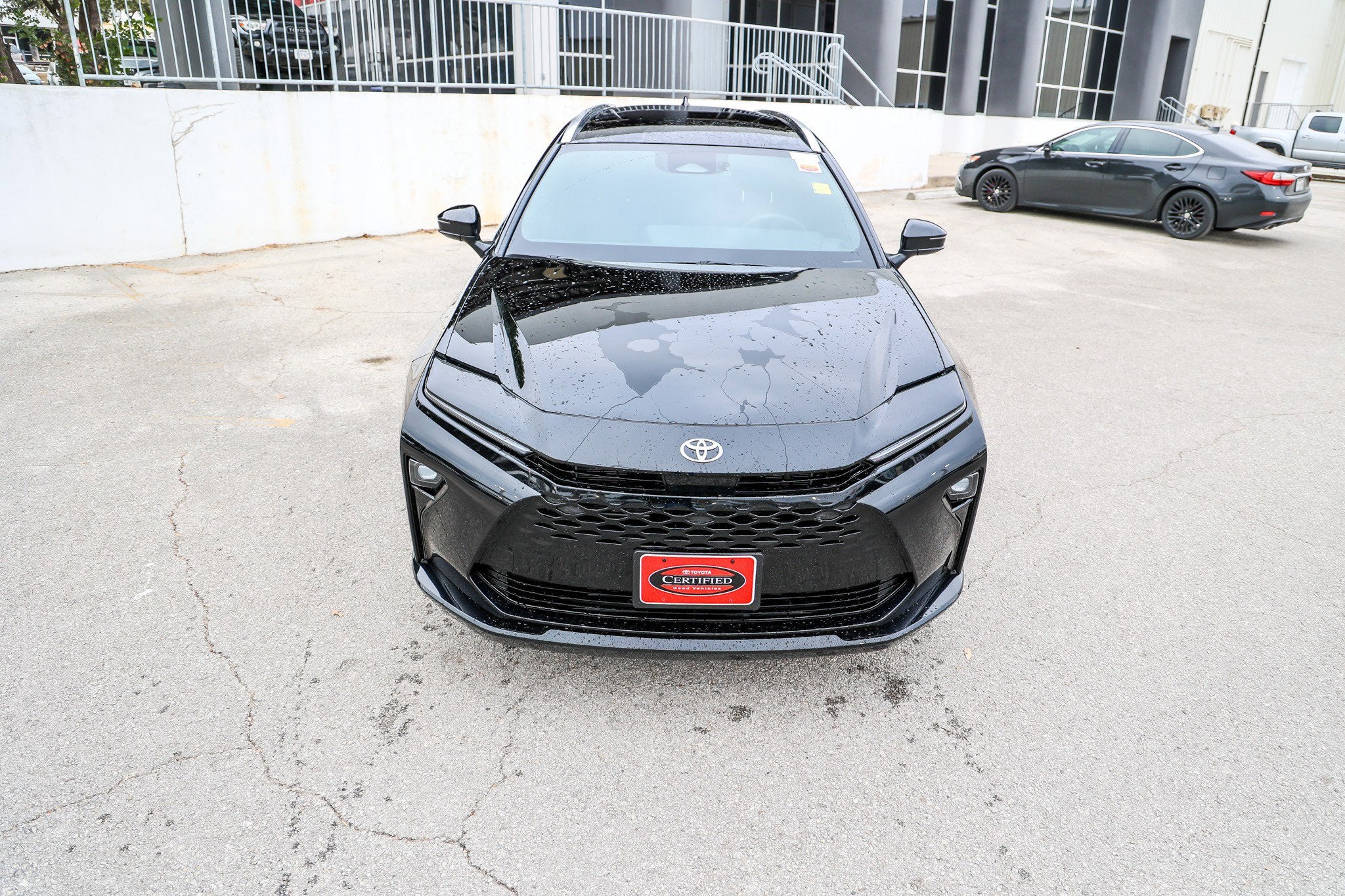 2025 Toyota CROWN SIGNIA XLE