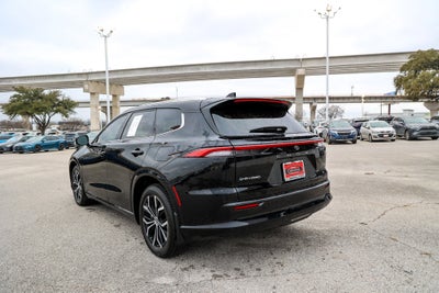 2025 Toyota CROWN SIGNIA XLE