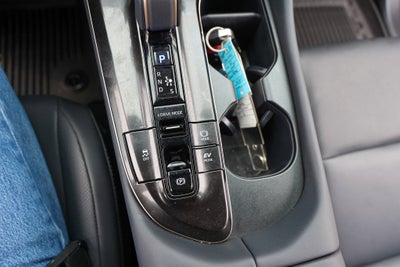 2025 Toyota CROWN SIGNIA Limited