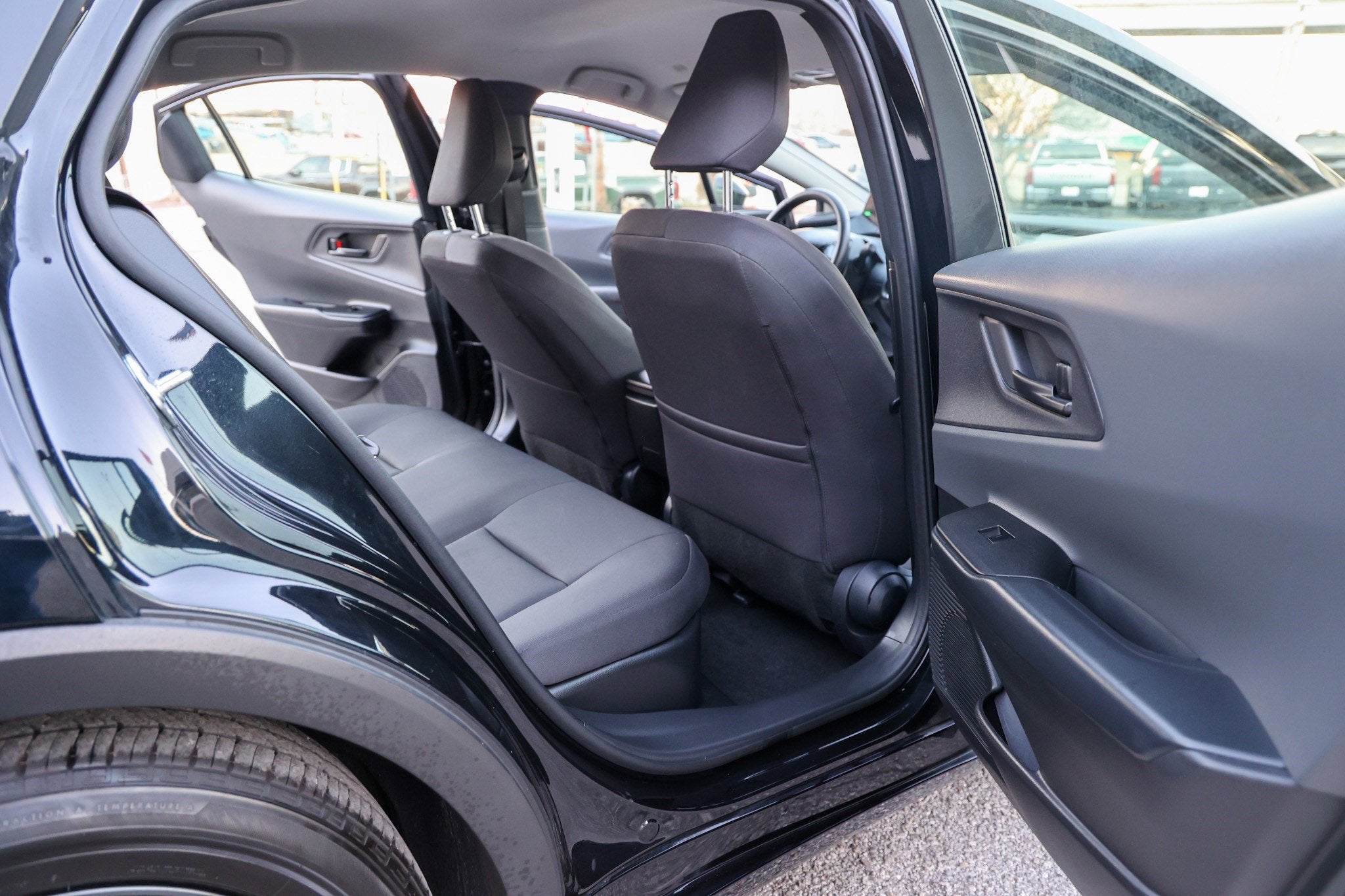 2025 Toyota PRIUS LE