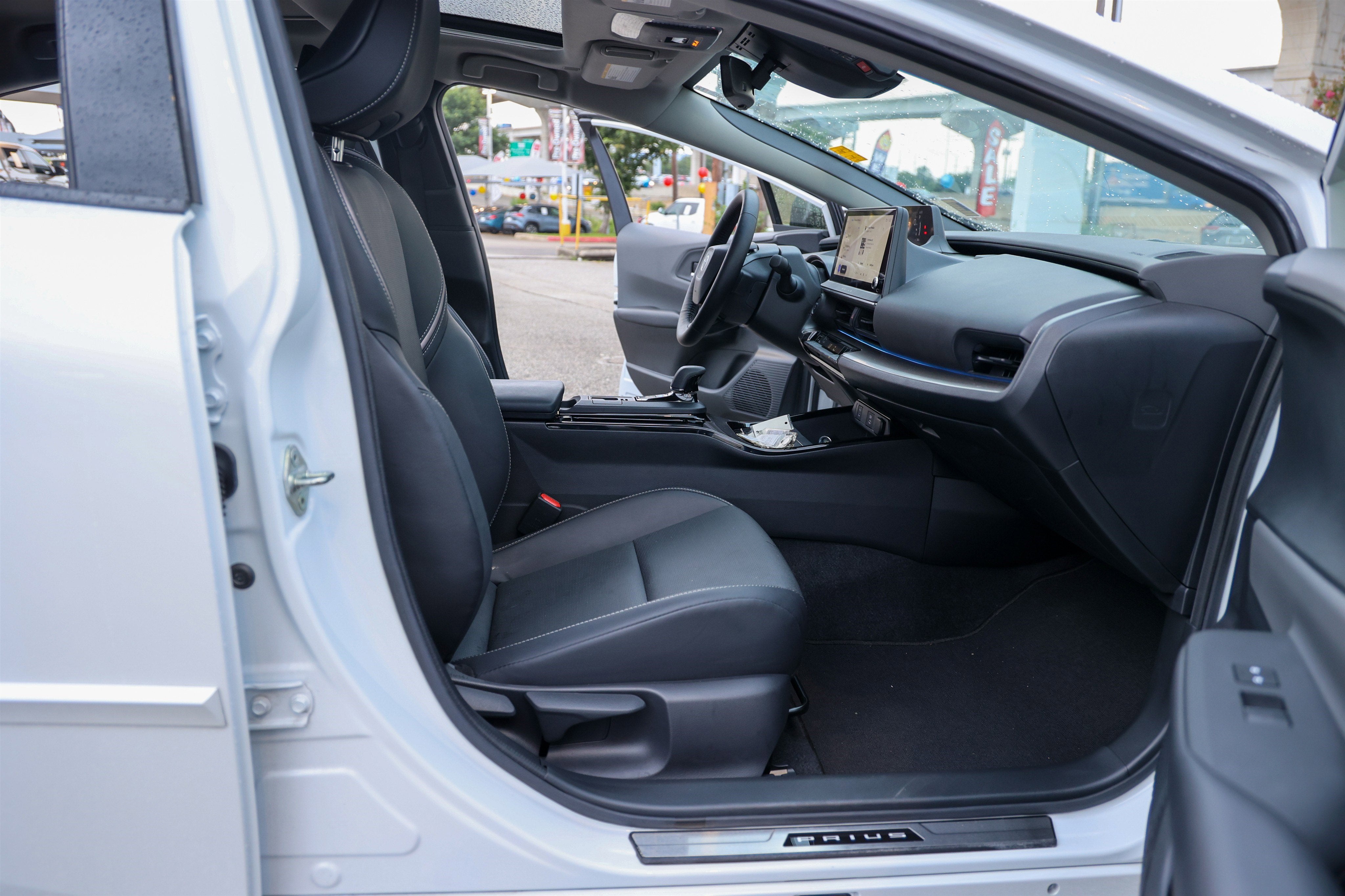 2023 Toyota Prius XLE