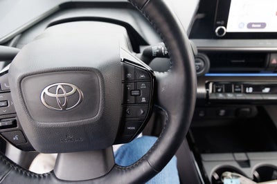 2024 Toyota PRIUS XLE
