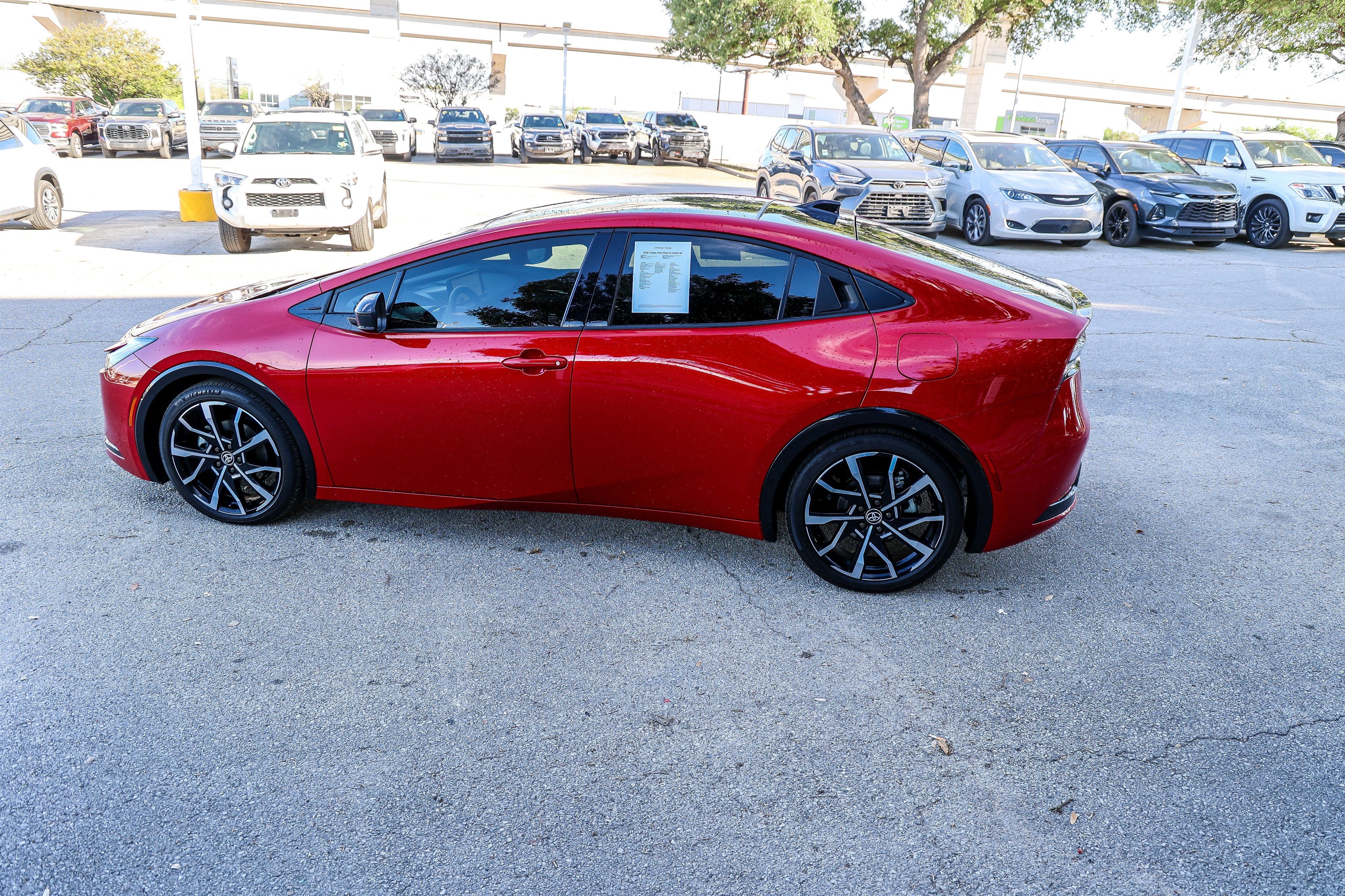 2025 Toyota Prius XSE SE