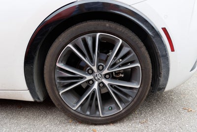 2023 Toyota PRIUS Limited