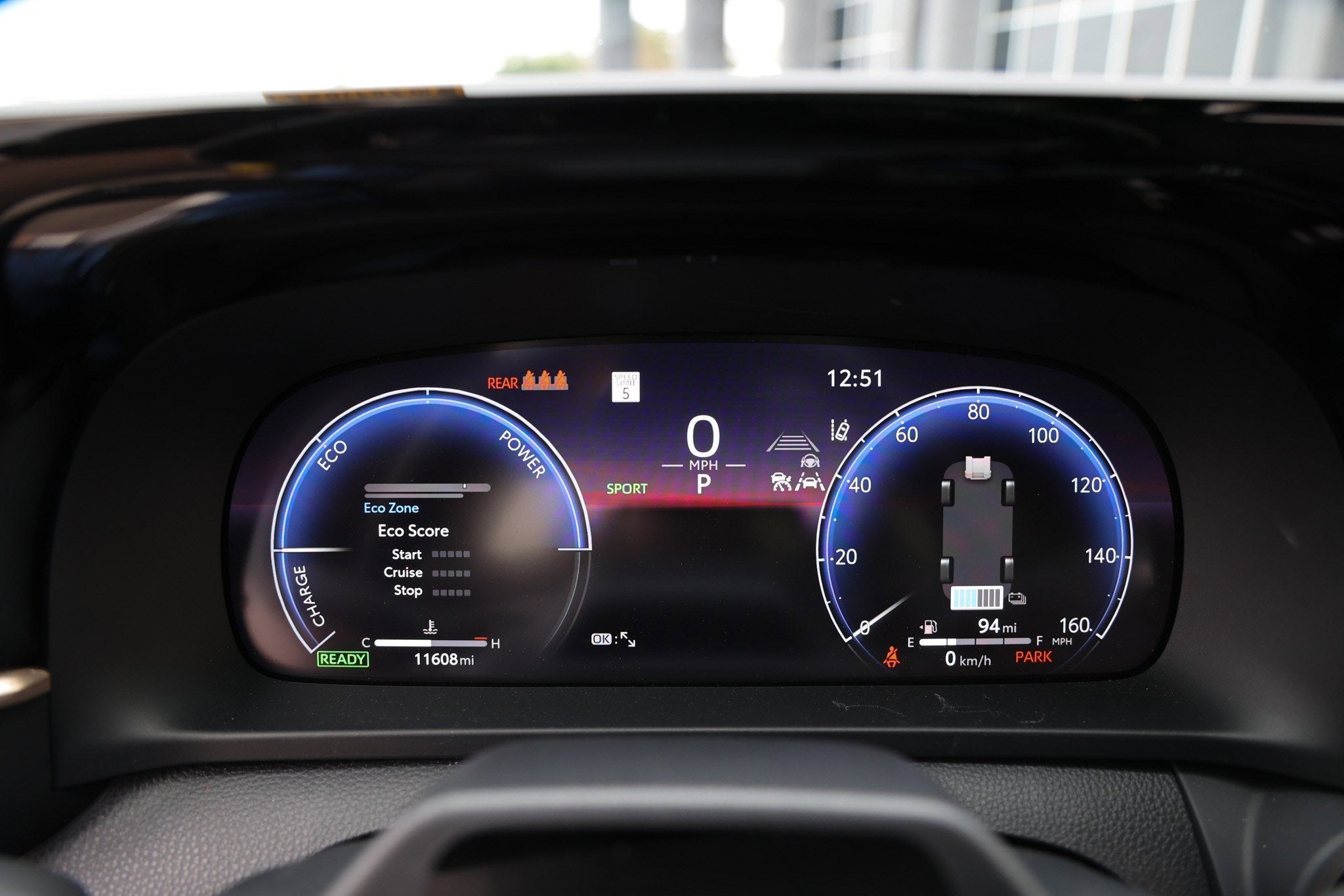 2025 Toyota CROWN Platinum