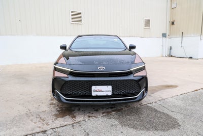 2025 Toyota CROWN Platinum