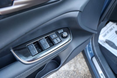 2025 Toyota CROWN Platinum