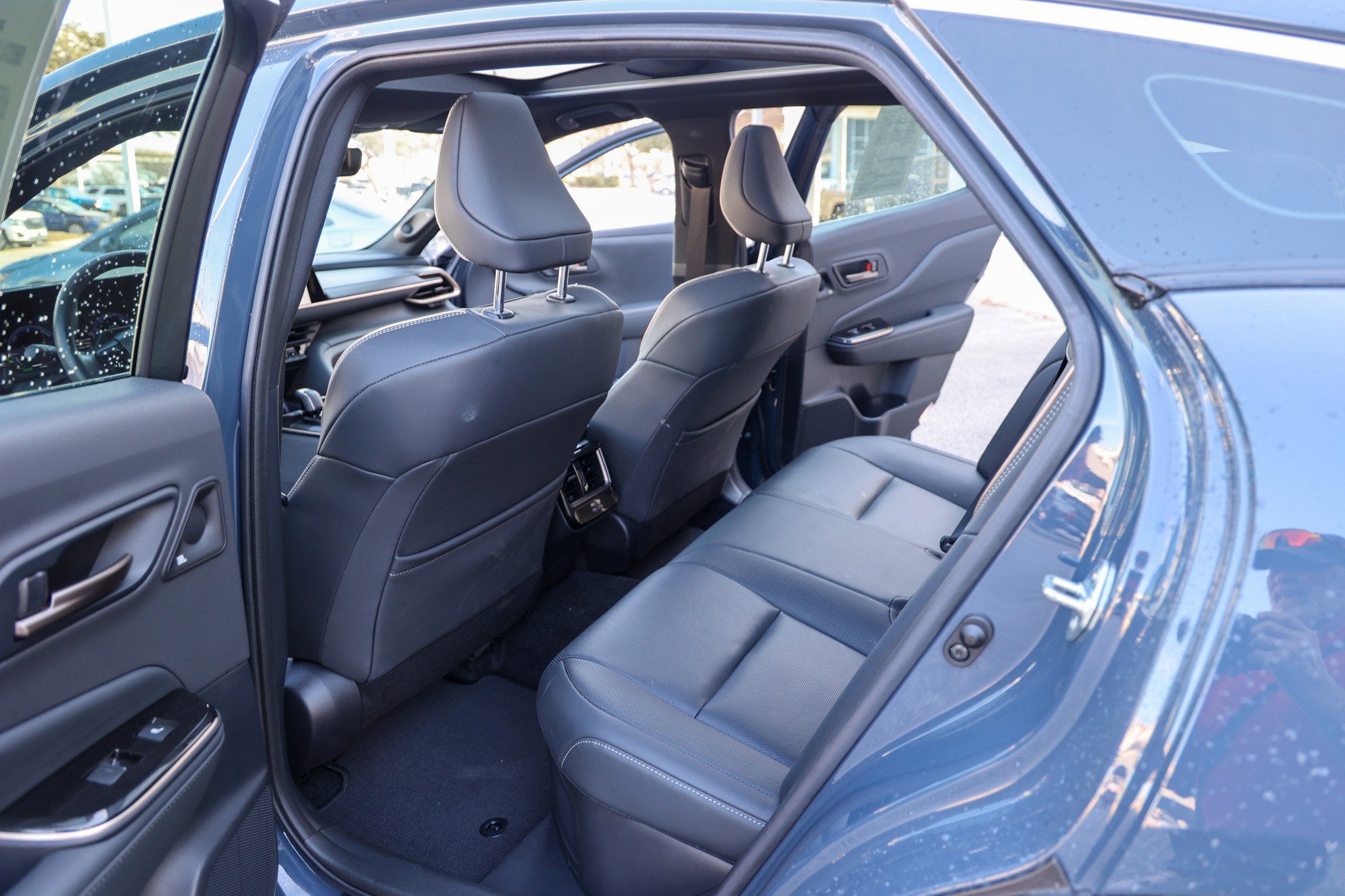 2025 Toyota CROWN Platinum