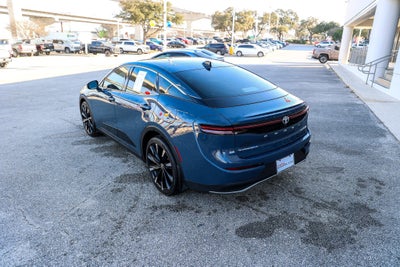 2025 Toyota CROWN Platinum