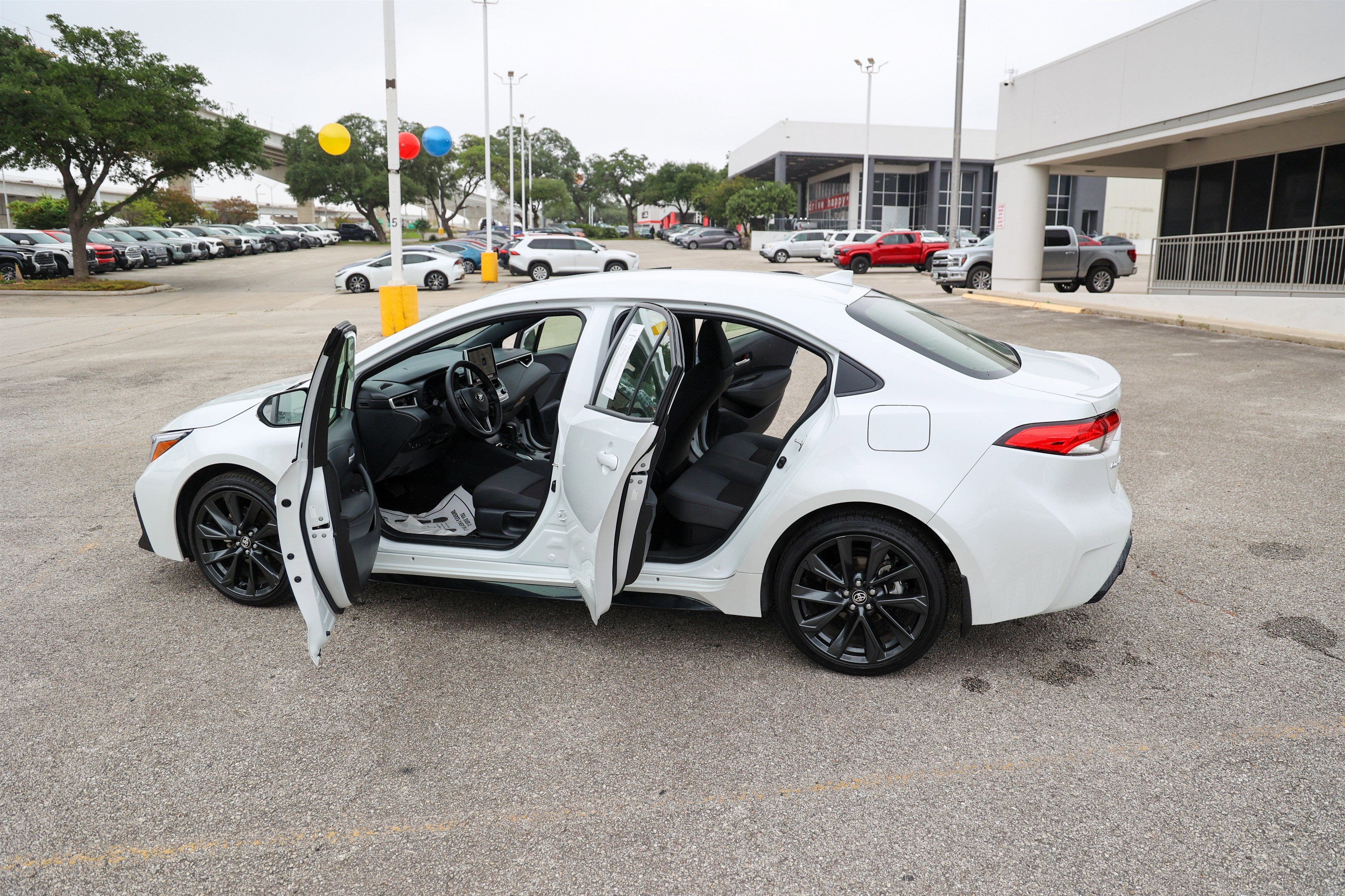 2026 Toyota Corolla Hybrid SE