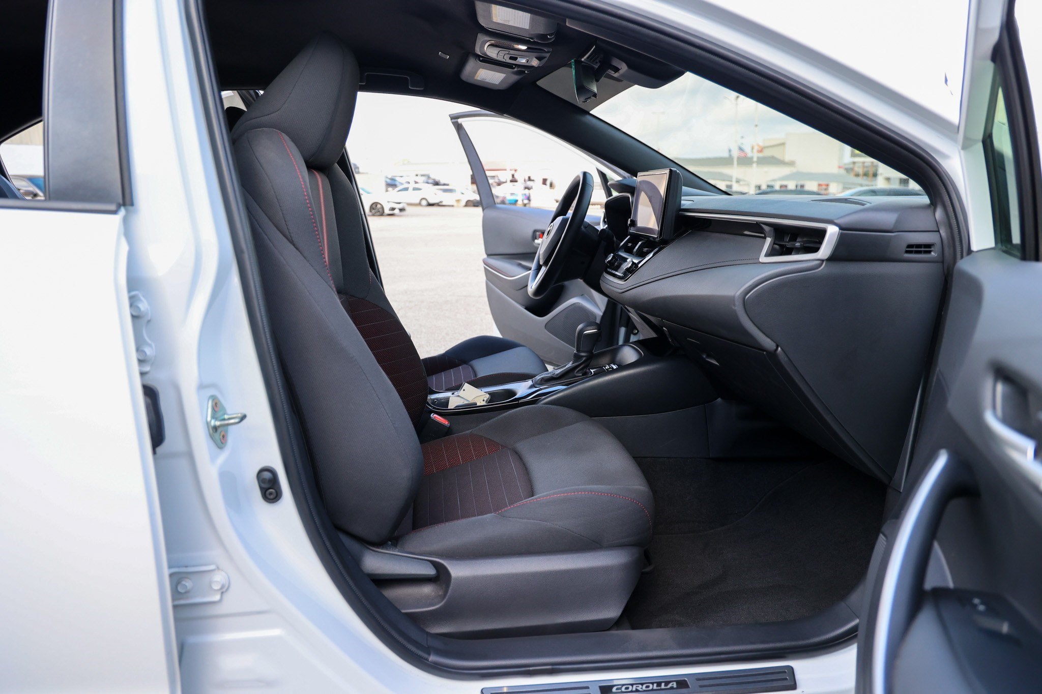 2025 Toyota Corolla Hybrid Hybrid SE