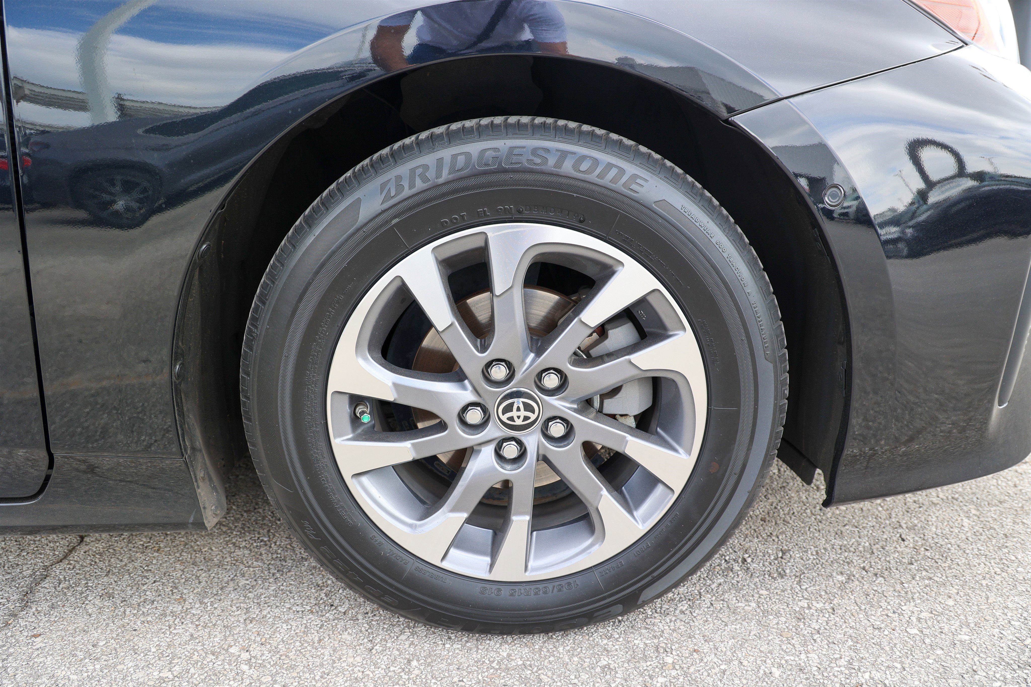 2019 Toyota PRIUS Limited