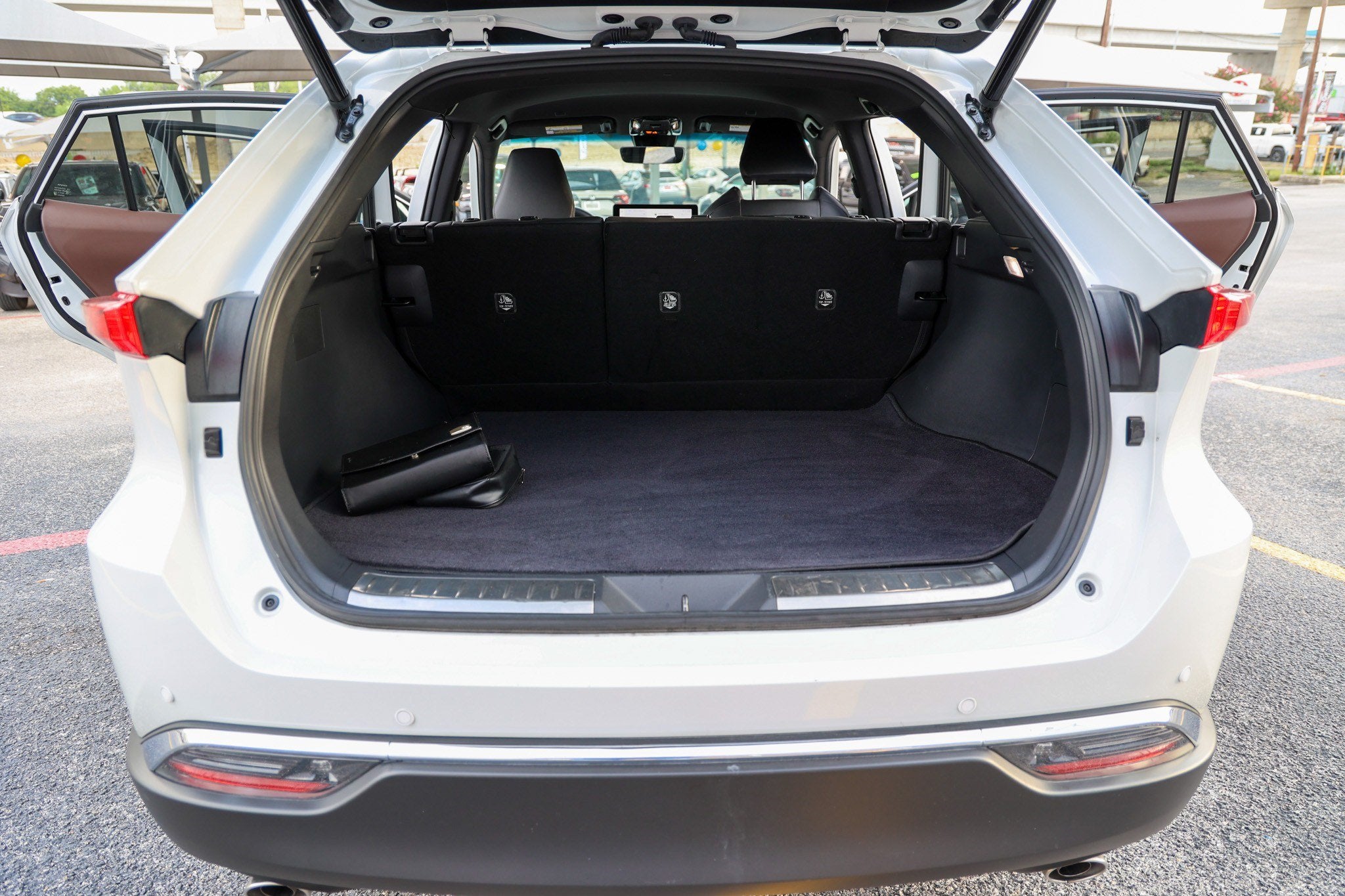 2023 Toyota Venza XLE