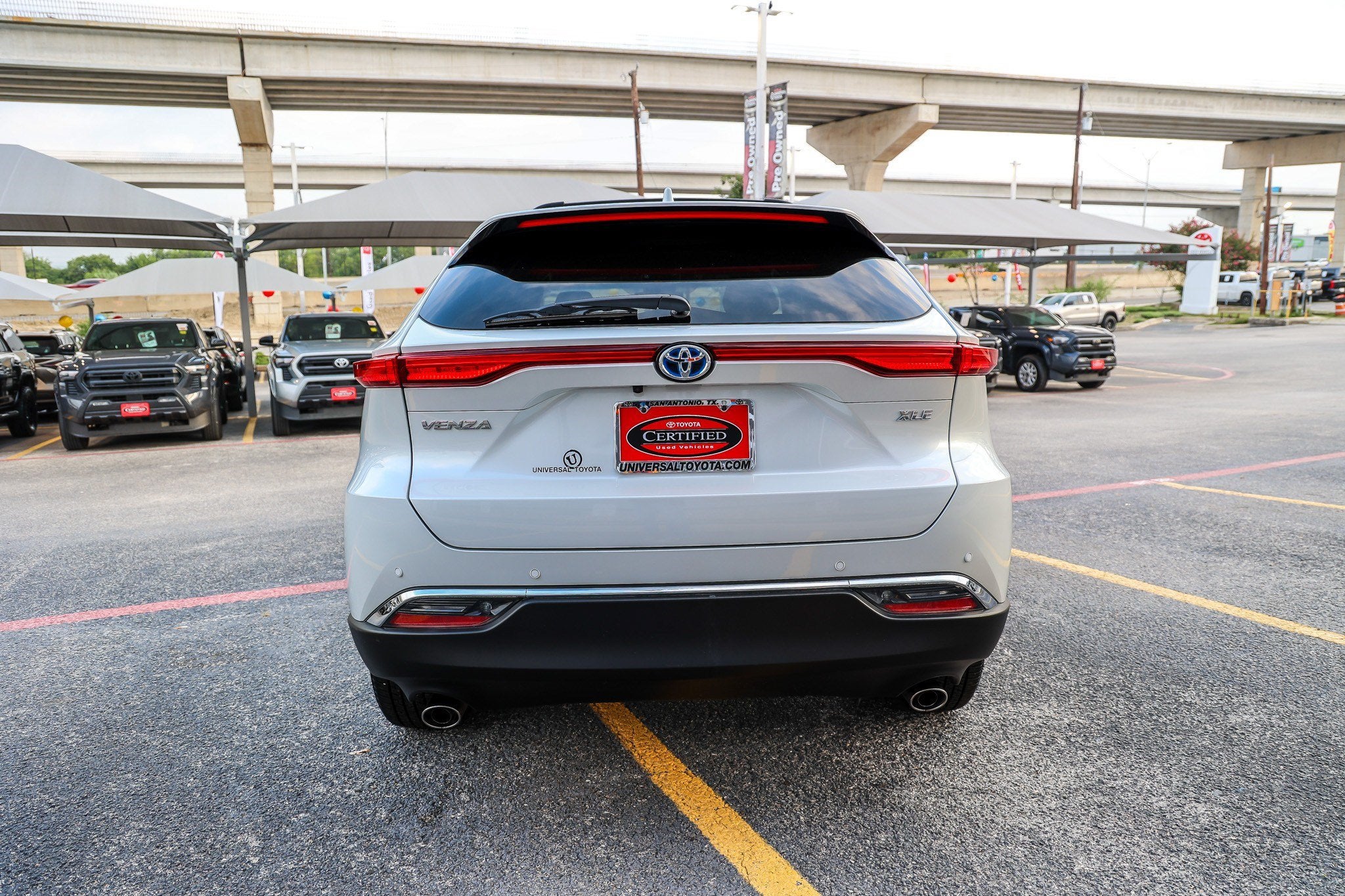 2023 Toyota Venza XLE