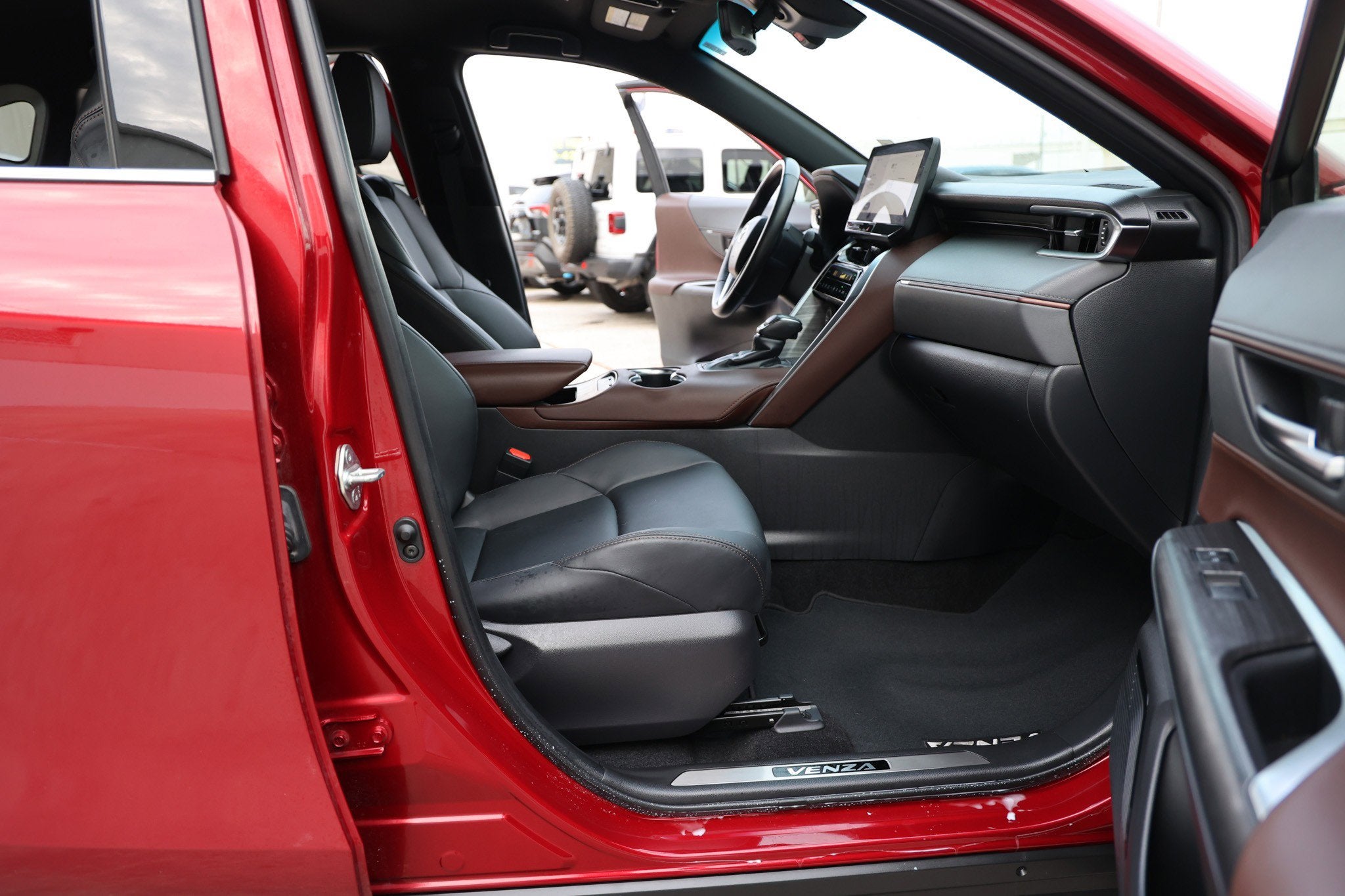 2024 Toyota Venza XLE