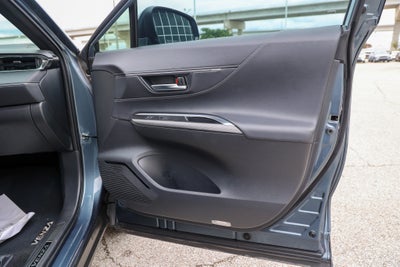 2024 Toyota Venza XLE