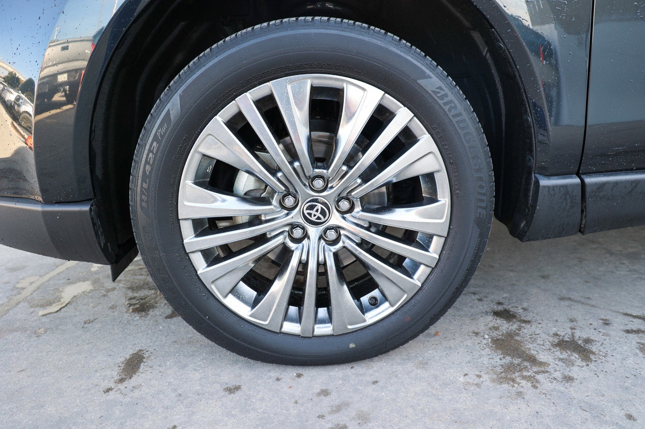 2023 Toyota Venza Limited