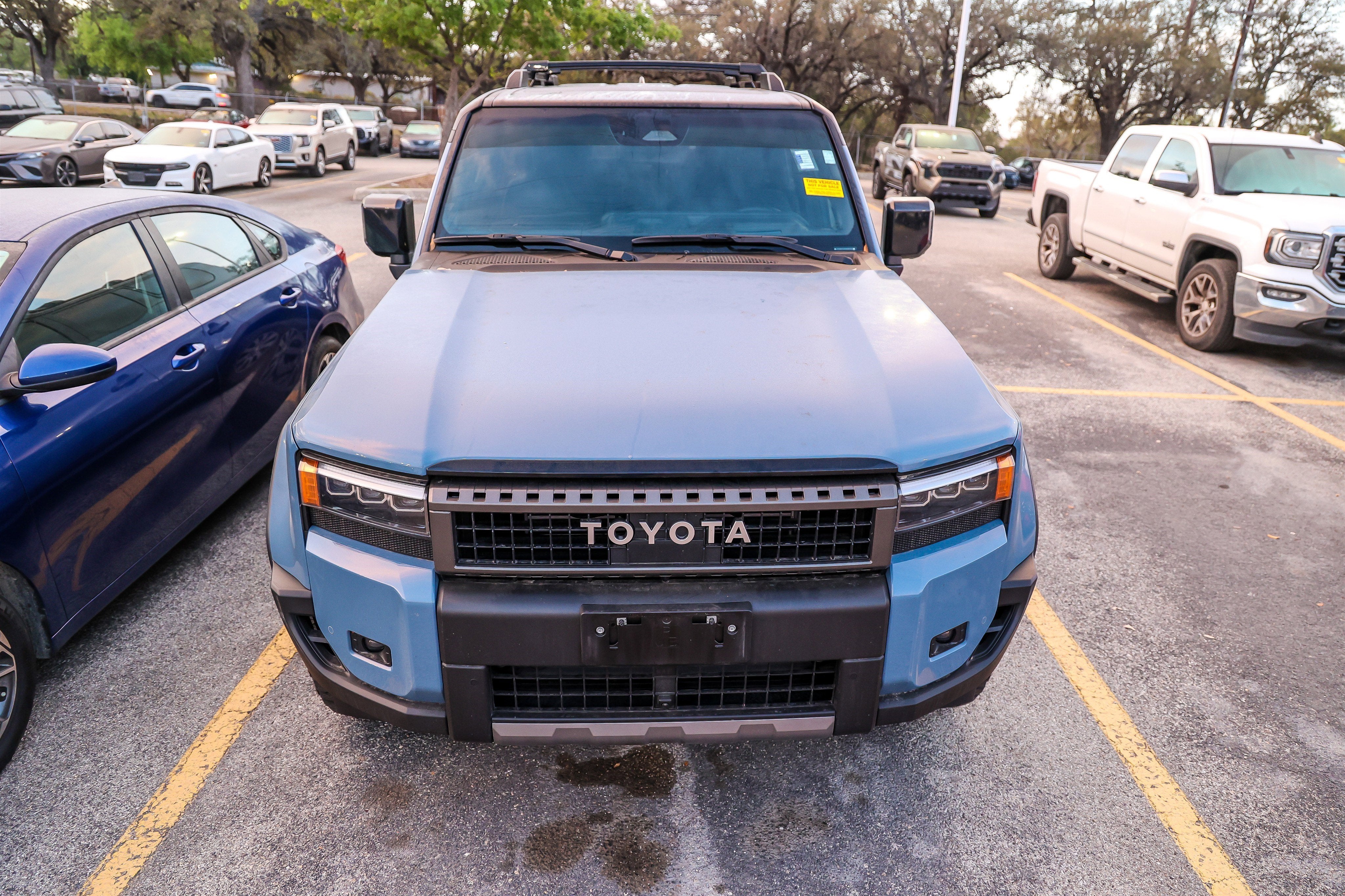 2025 Toyota LAND CRUISER 4DR 4WD