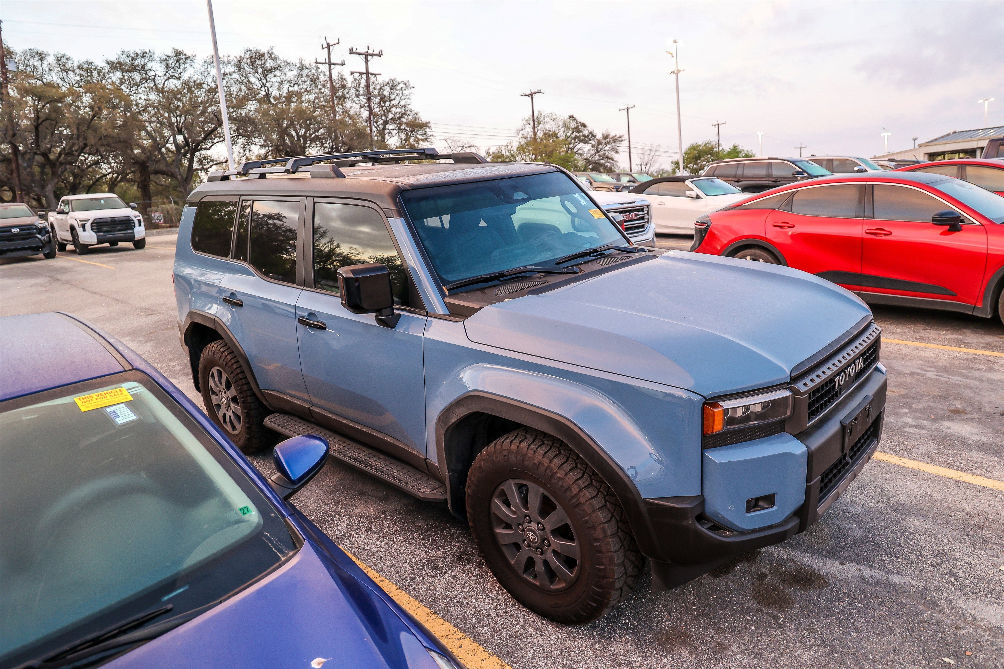 2025 Toyota LAND CRUISER 4DR 4WD
