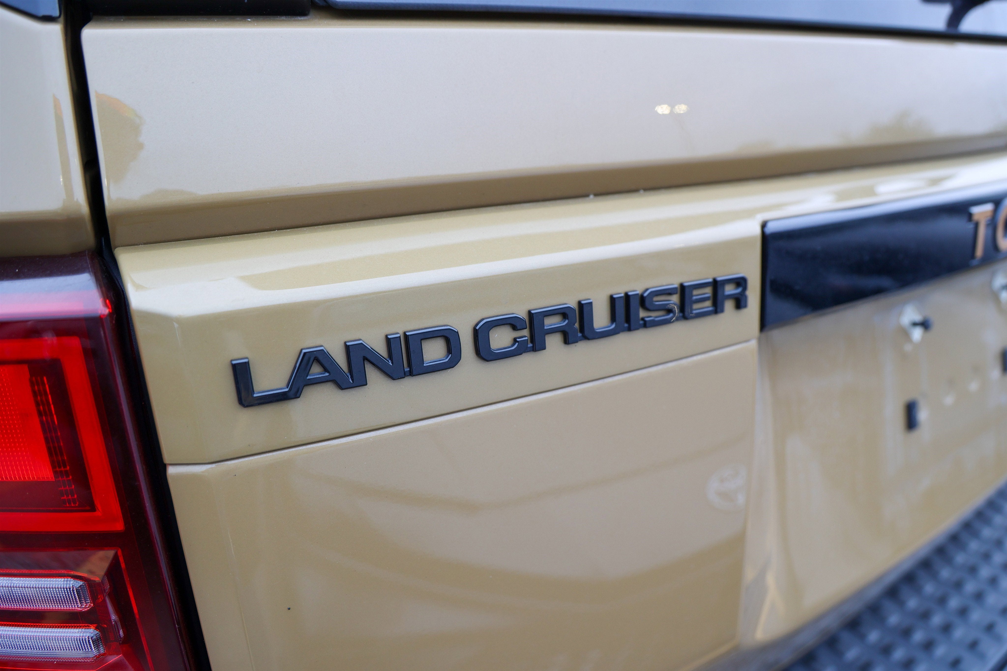 2024 Toyota Land Cruiser 4DR 4WD