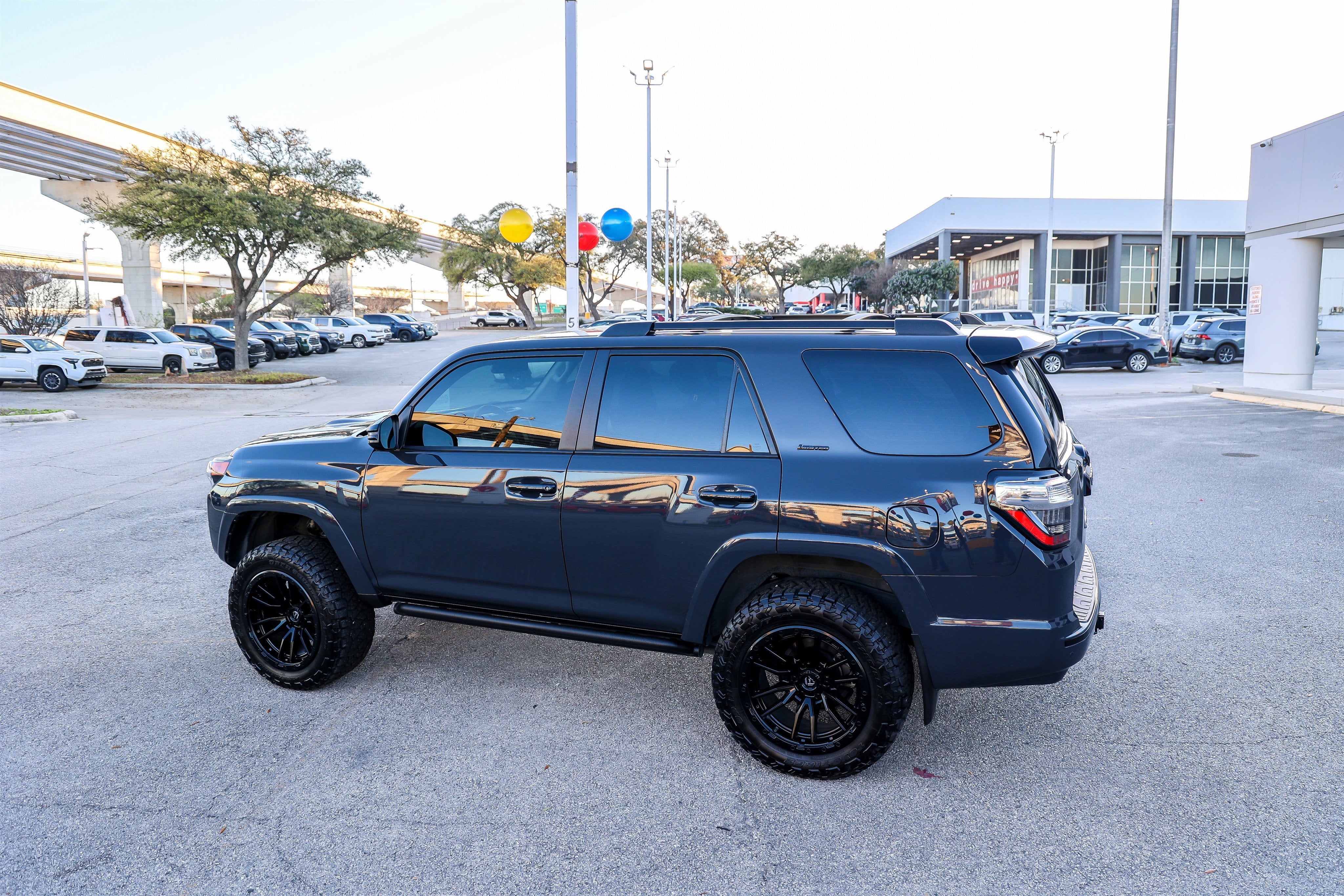 2024 Toyota 4RUNNER Limited
