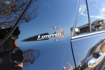 2024 Toyota 4RUNNER Limited