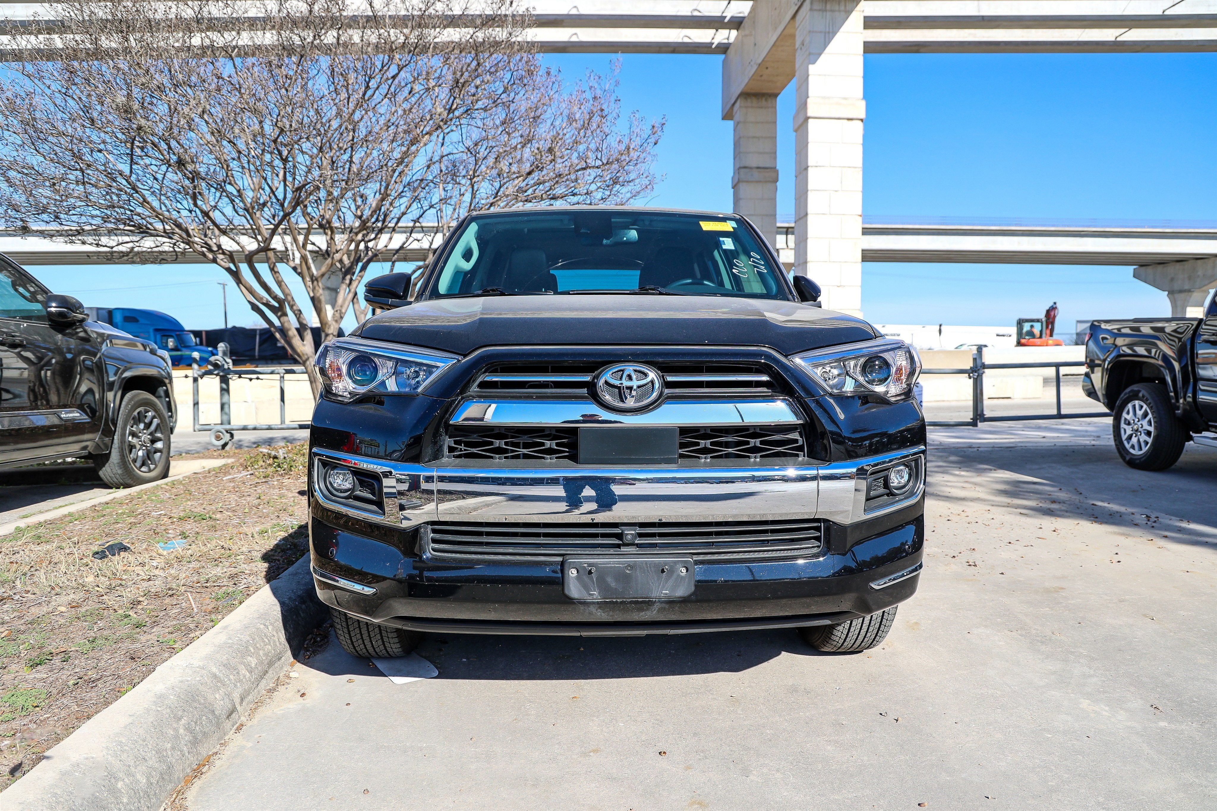 2024 Toyota 4RUNNER Limited