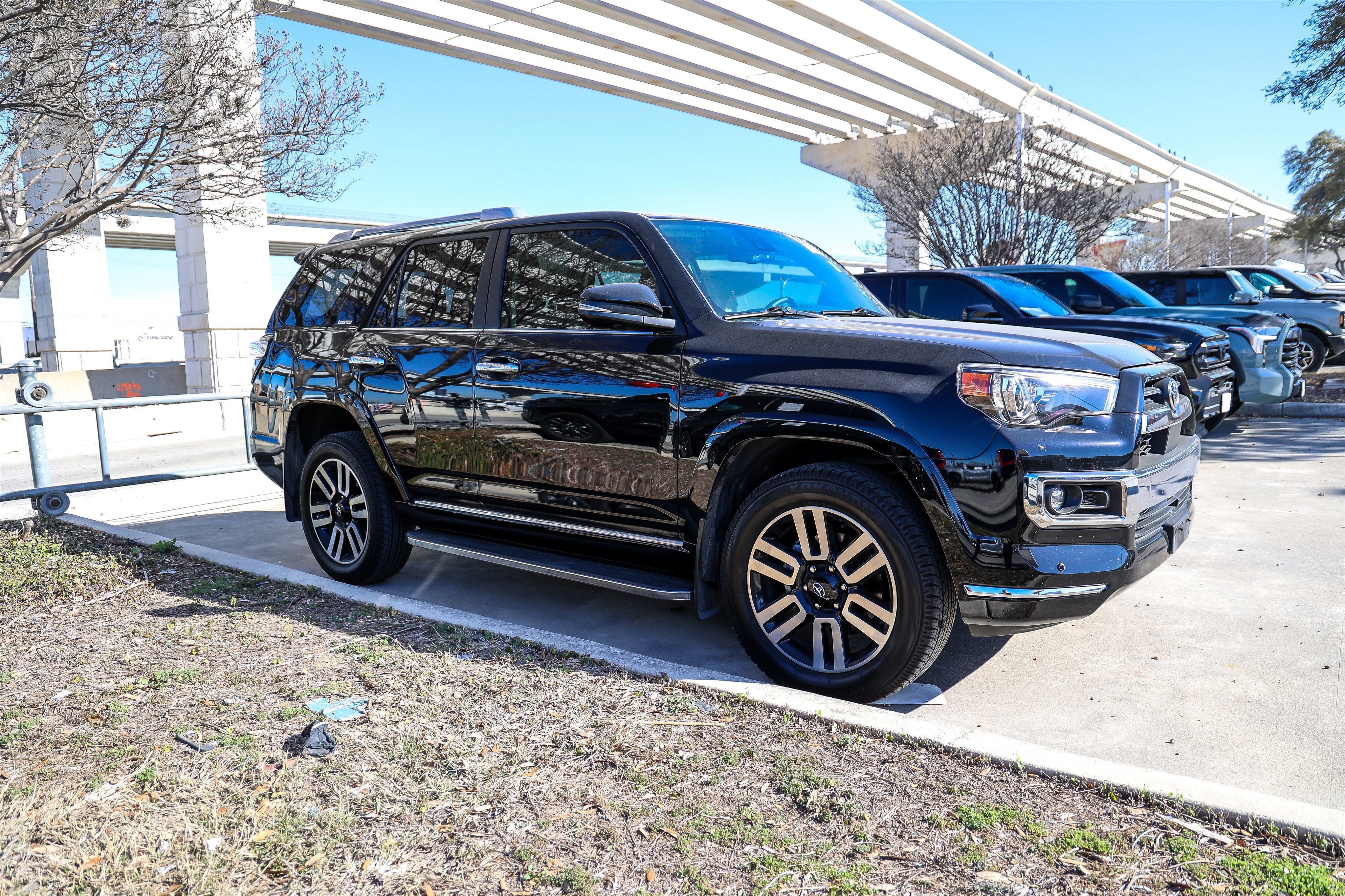 2024 Toyota 4RUNNER Limited