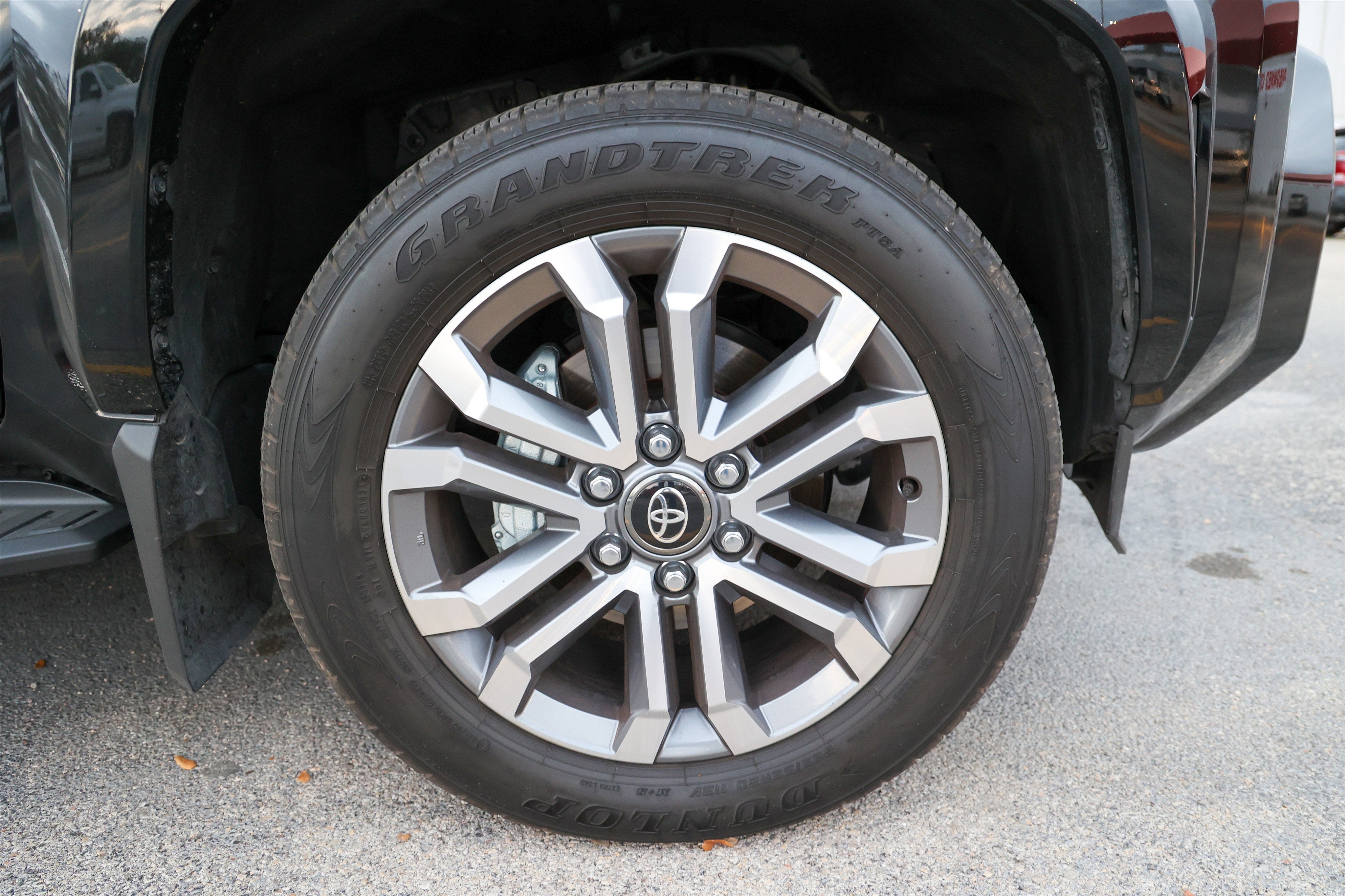 2025 Toyota 4RUNNER Limited