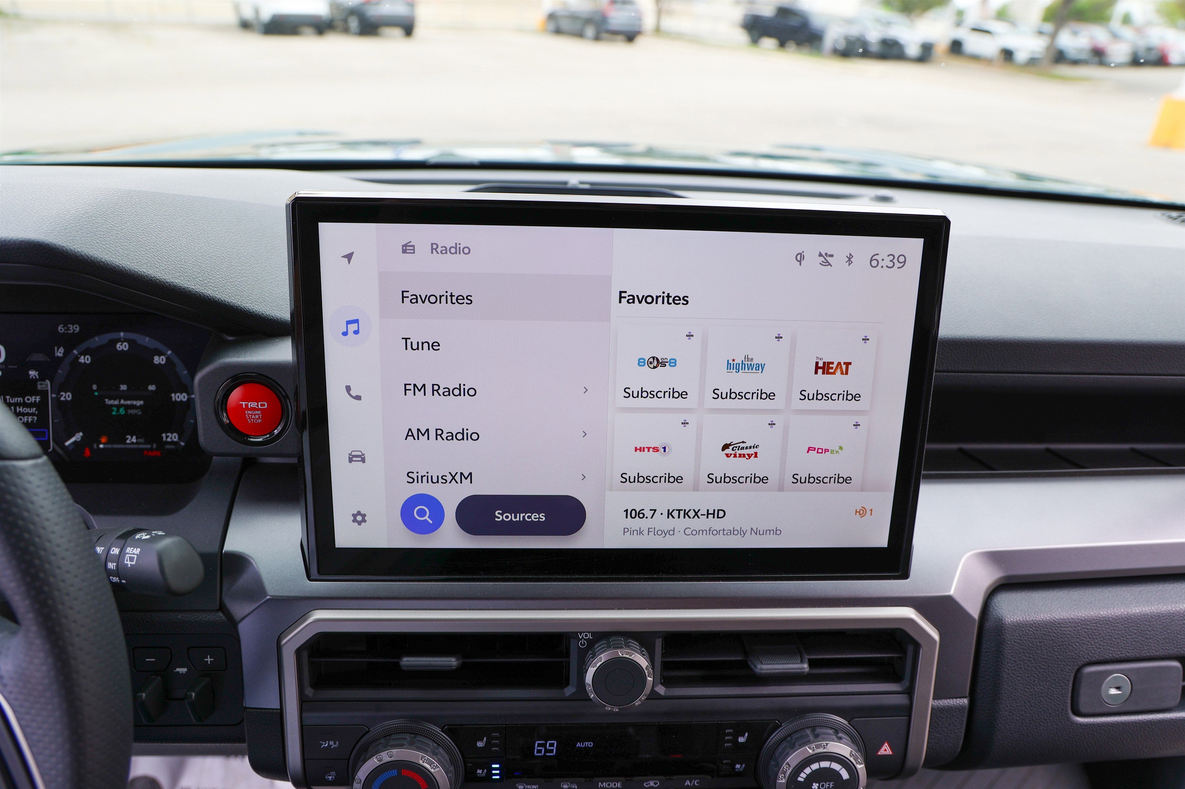 2025 Toyota 4RUNNER TRD Off Road Premium