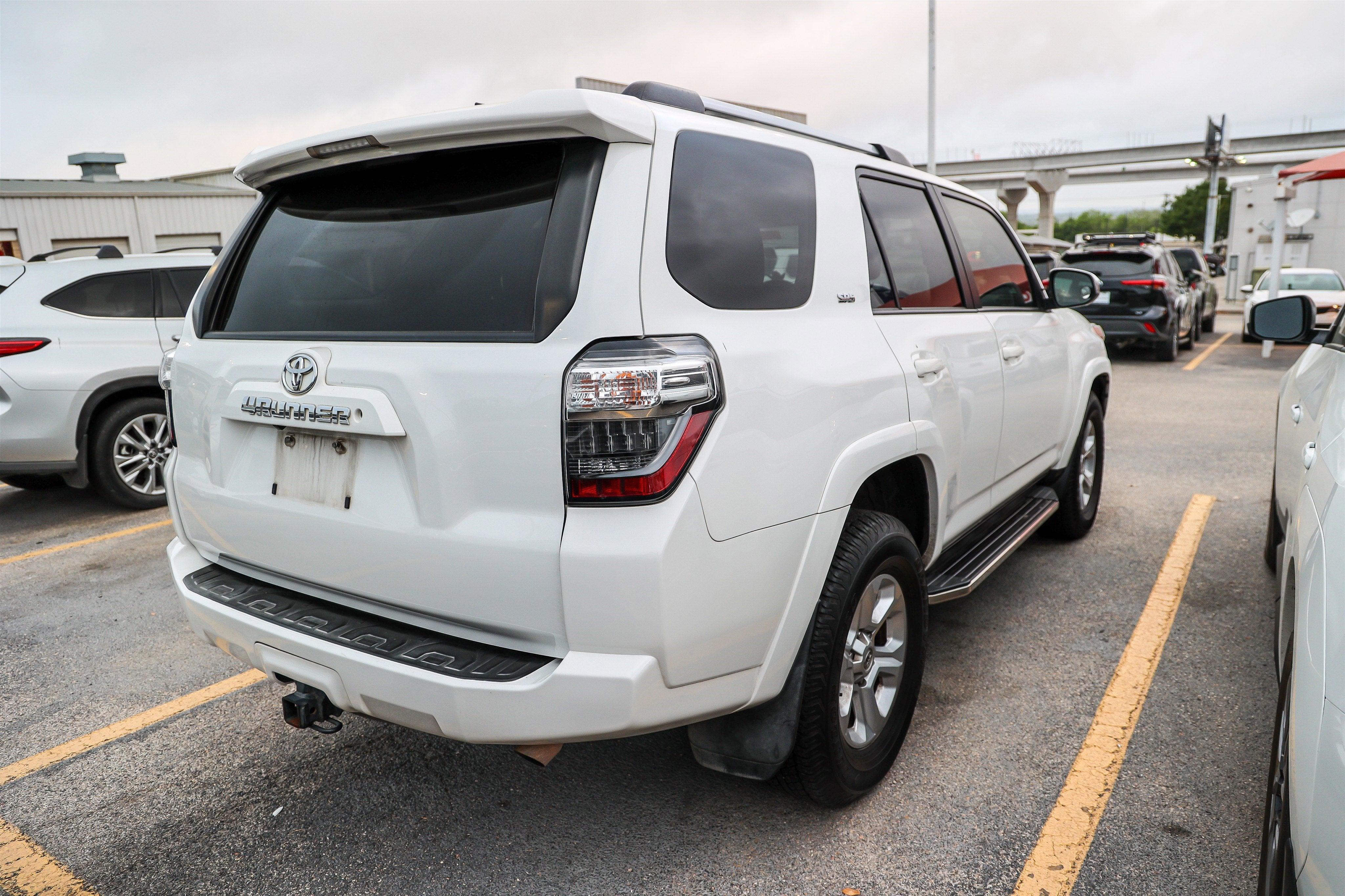 2019 Toyota 4RUNNER SR5