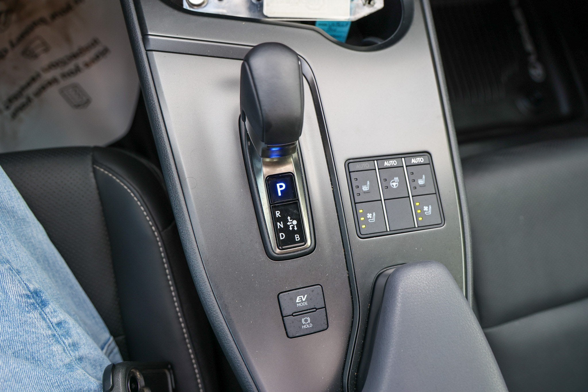 2026 Lexus UX 300h UX 300h Premium