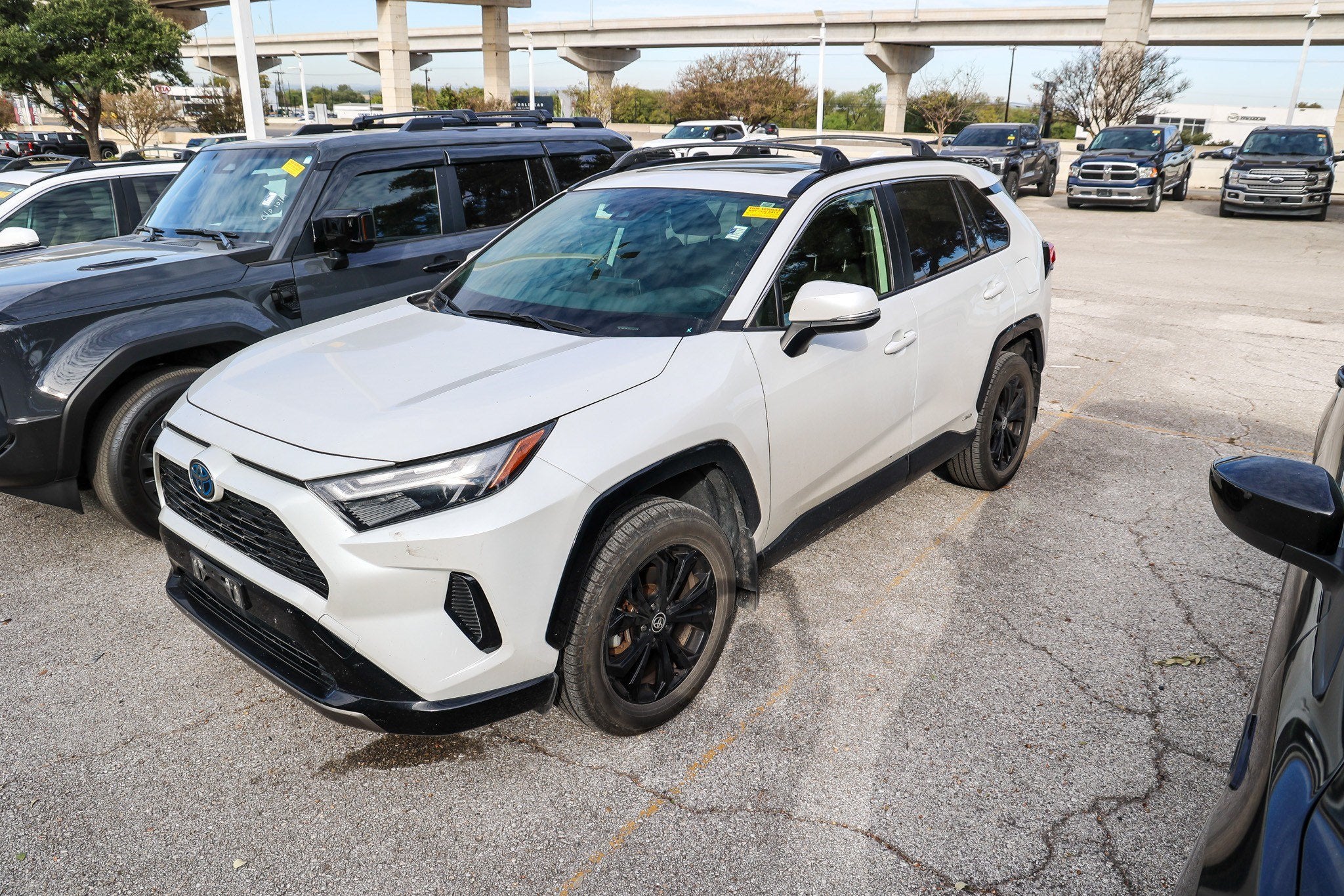 2023 Toyota RAV4 Hybrid Hybrid SE