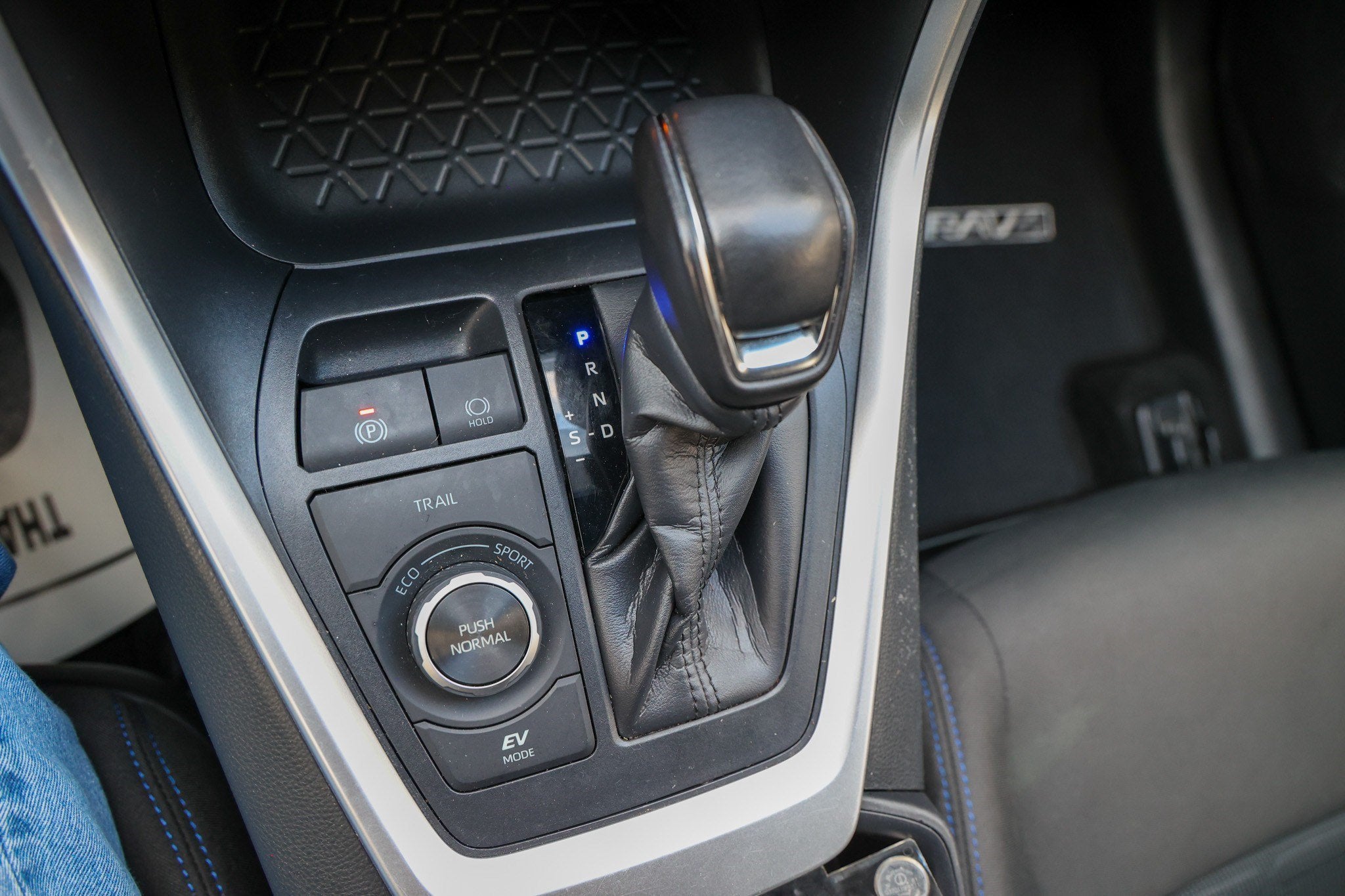 2024 Toyota RAV4 Hybrid Hybrid SE