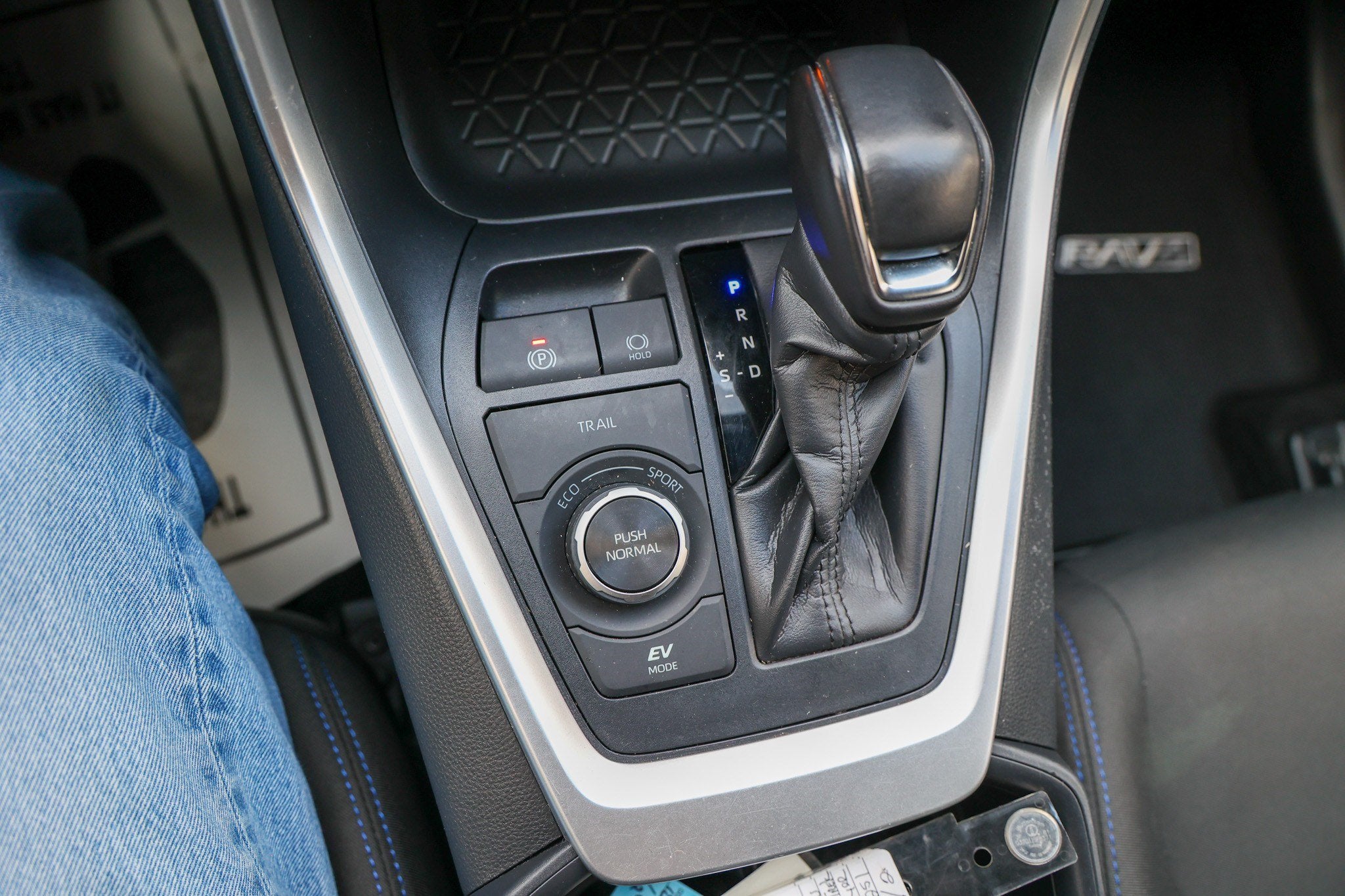 2024 Toyota RAV4 Hybrid Hybrid SE
