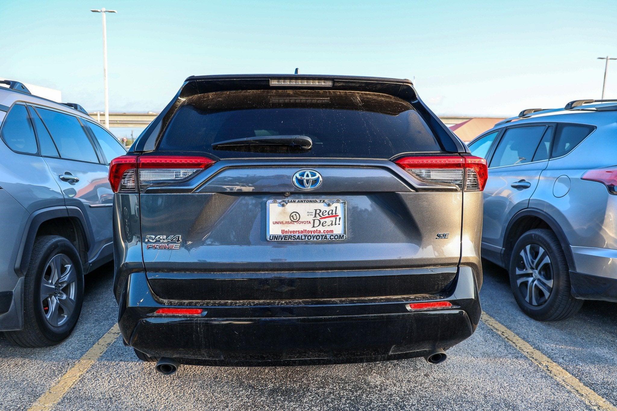 2024 Toyota RAV4 Prime SE
