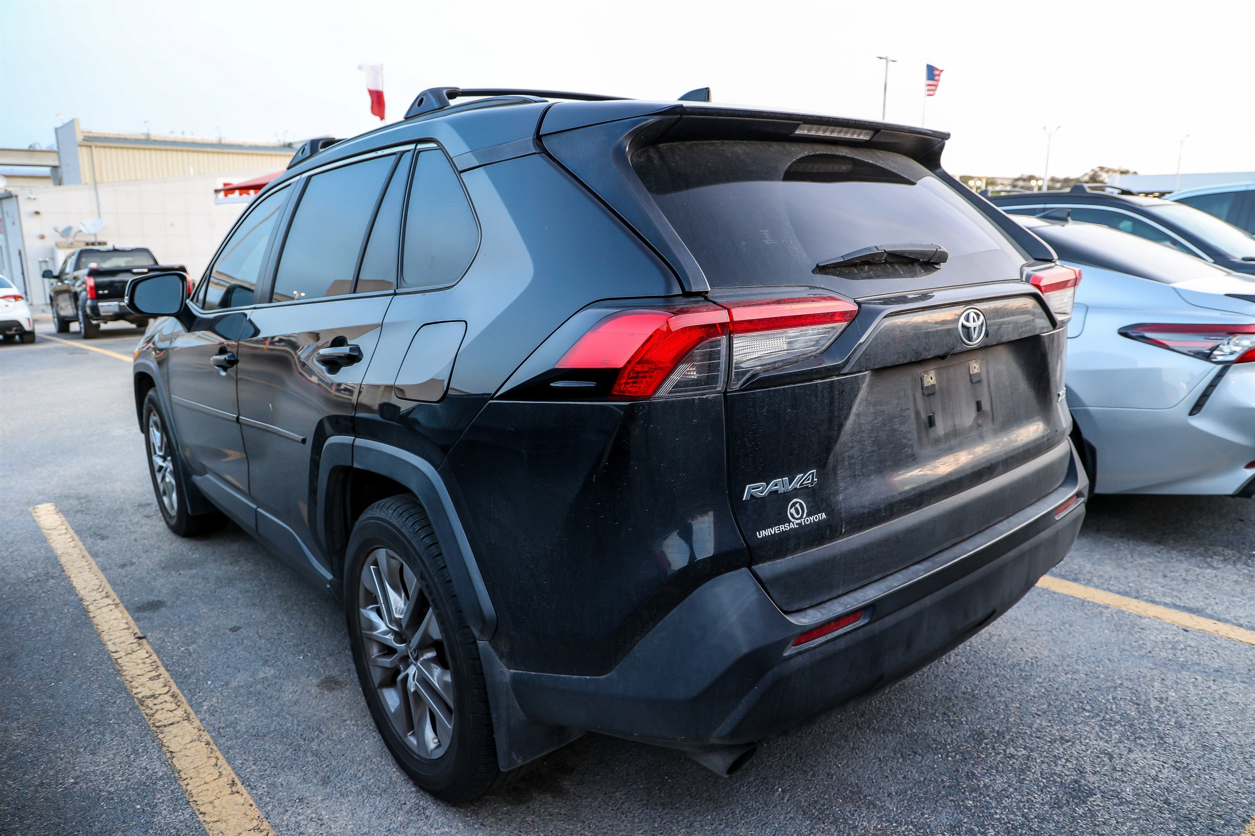 2020 Toyota RAV4 XLE Premium