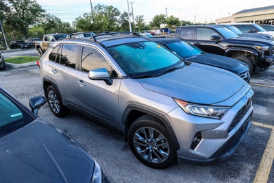 2019 Toyota RAV4 XLE Premium