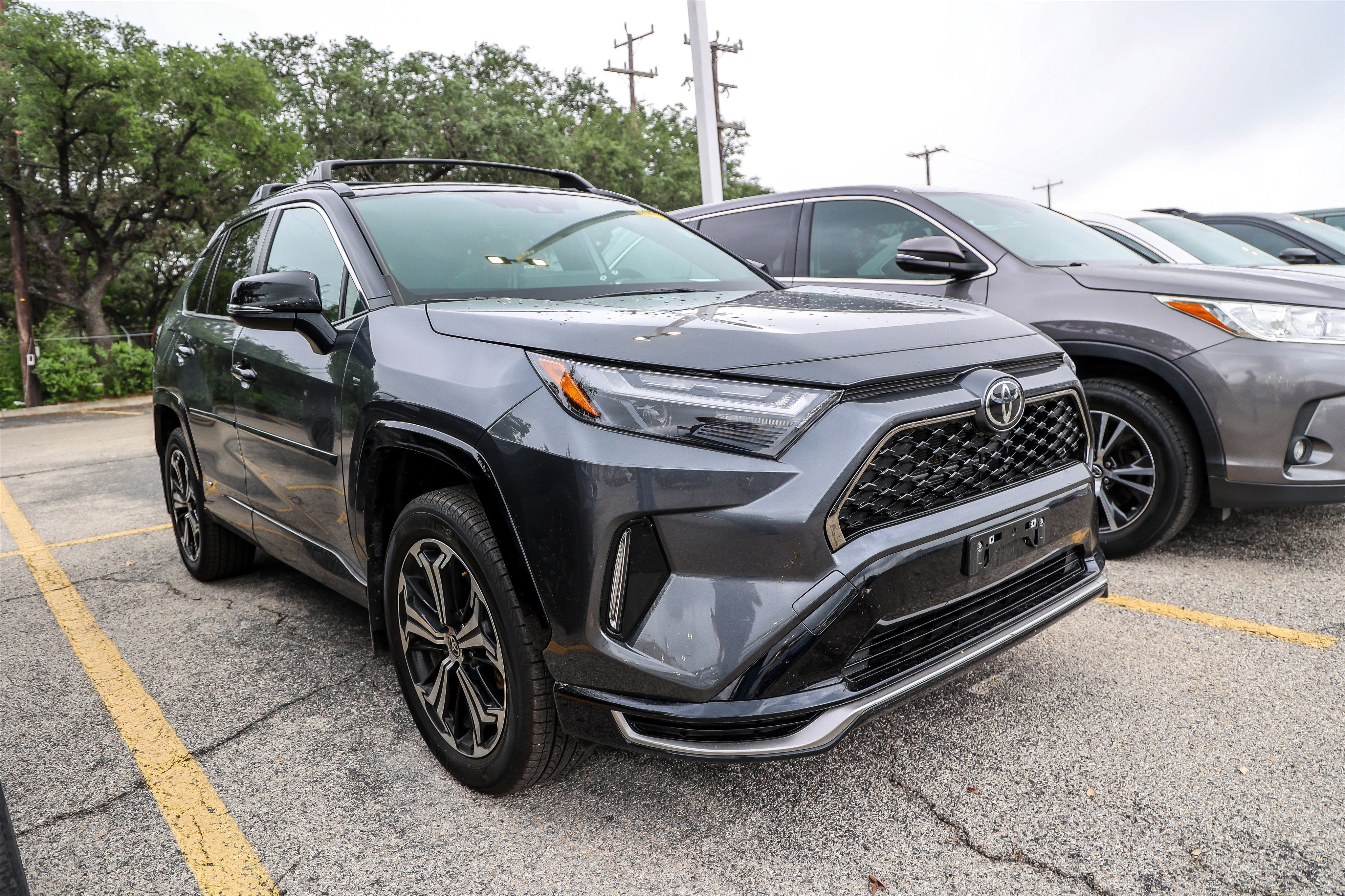 2025 Toyota RAV4 Plug-in Hybrid XSE