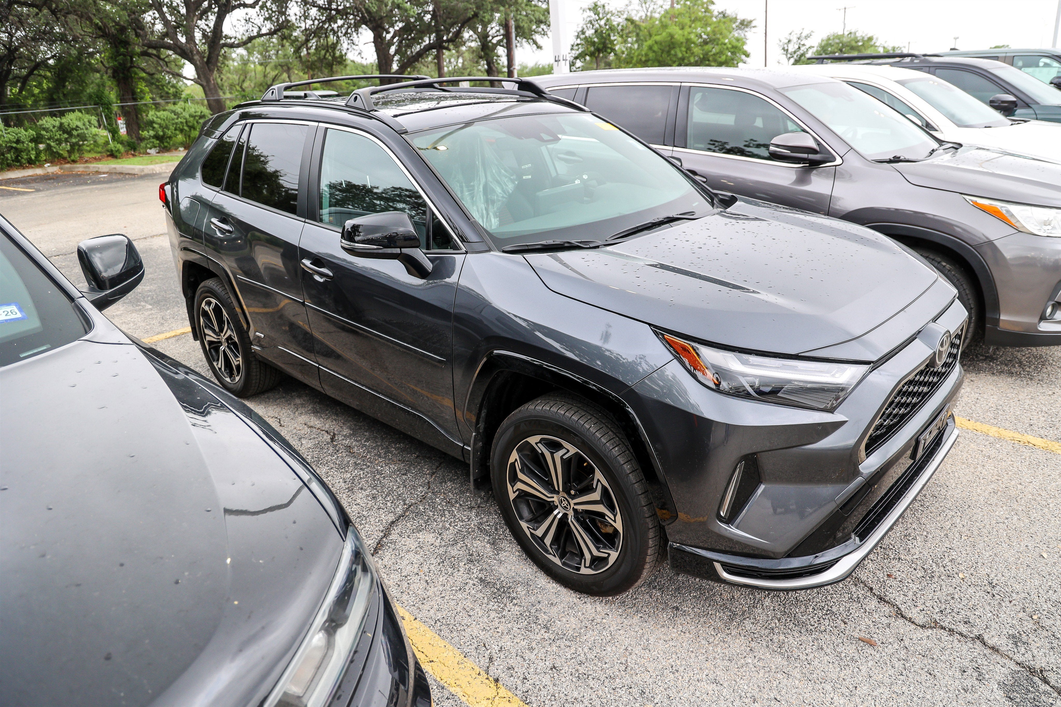 2025 Toyota RAV4 Plug-in Hybrid XSE